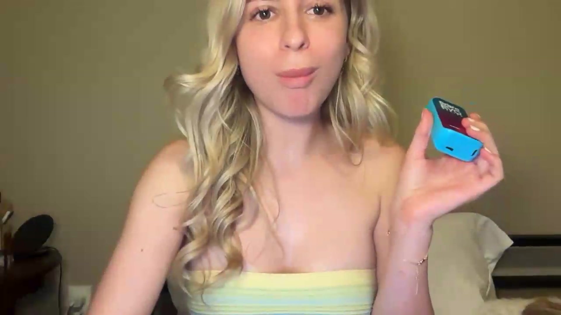 Gallery image thumbnail from Mila_Rome's myfreecams stream on, 09/17/2026, 10:29 image 9 of 20