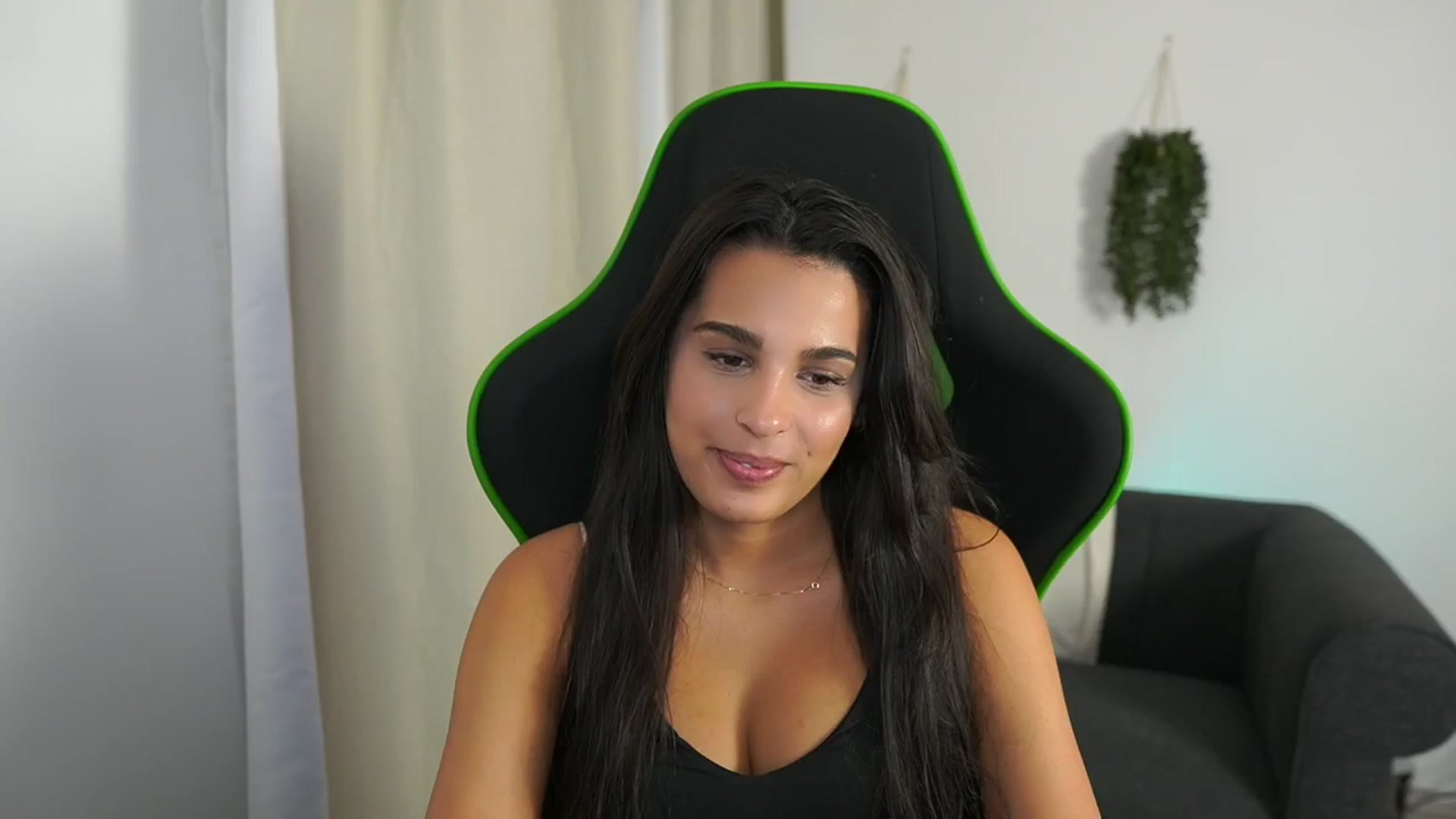 Gallery image thumbnail from Mila_denver's myfreecams stream on, 10/11/2024, 10:22 image 8 of 20