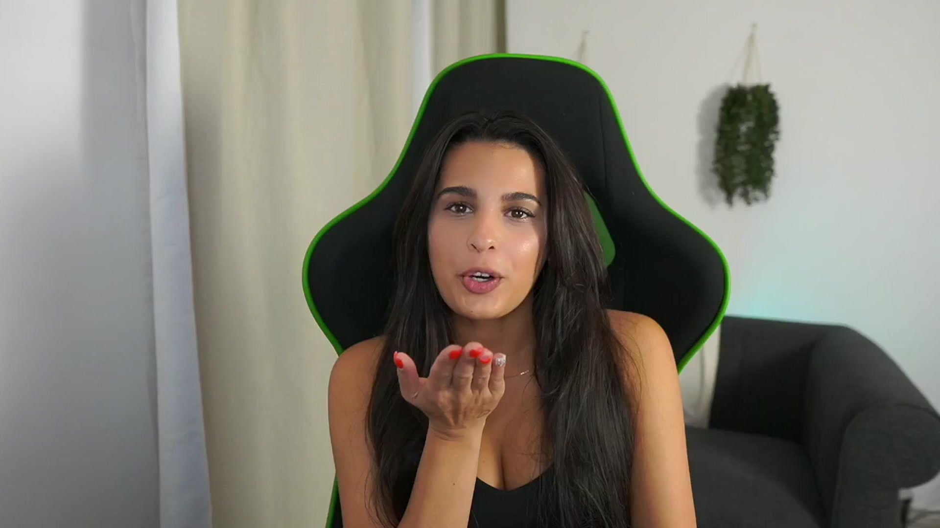 Gallery image thumbnail from Mila_denver's myfreecams stream on, 10/11/2024, 10:22 image 13 of 20