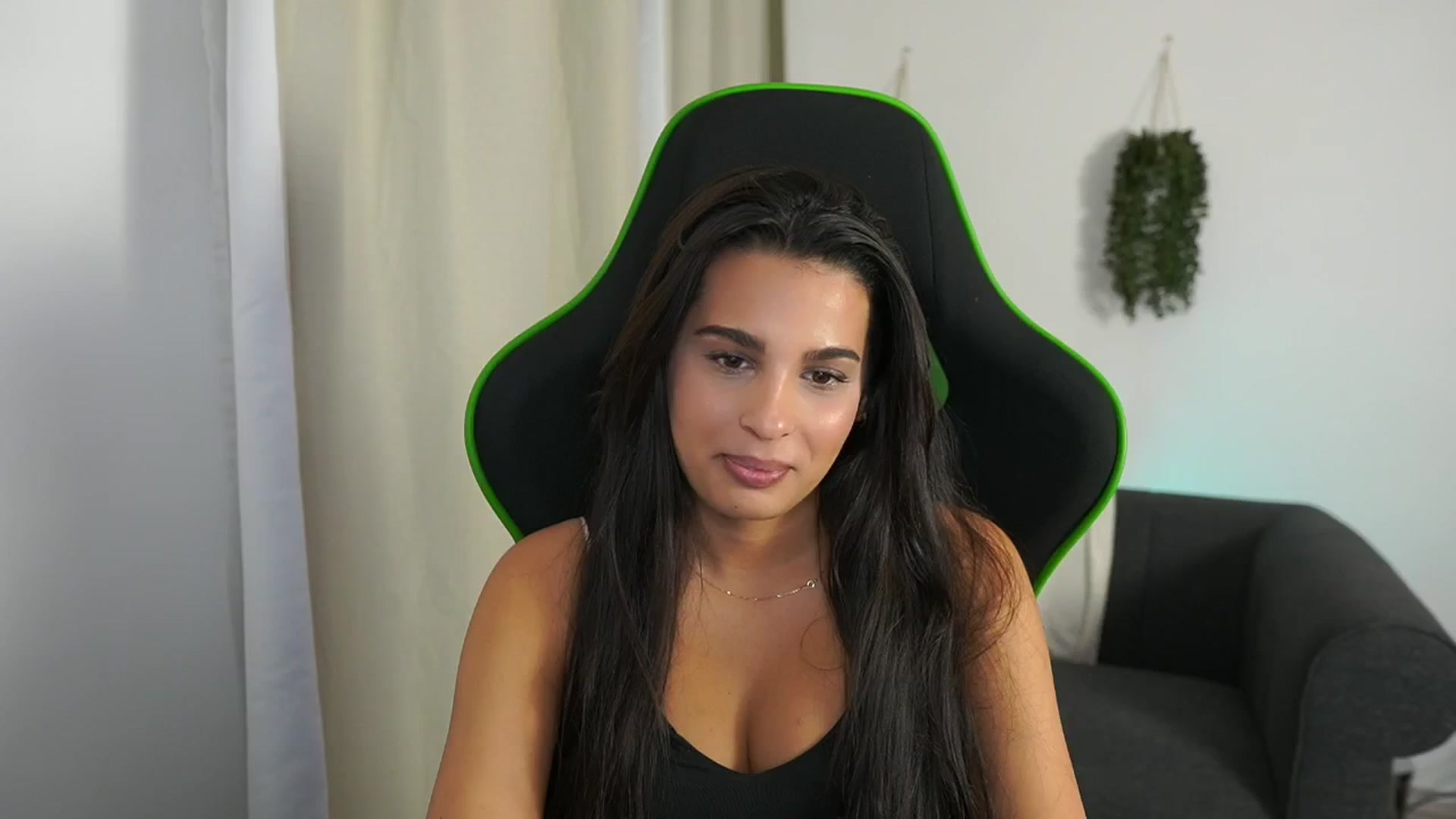 Gallery image thumbnail from Mila_denver's myfreecams stream on, 10/11/2024, 10:22 image 4 of 20