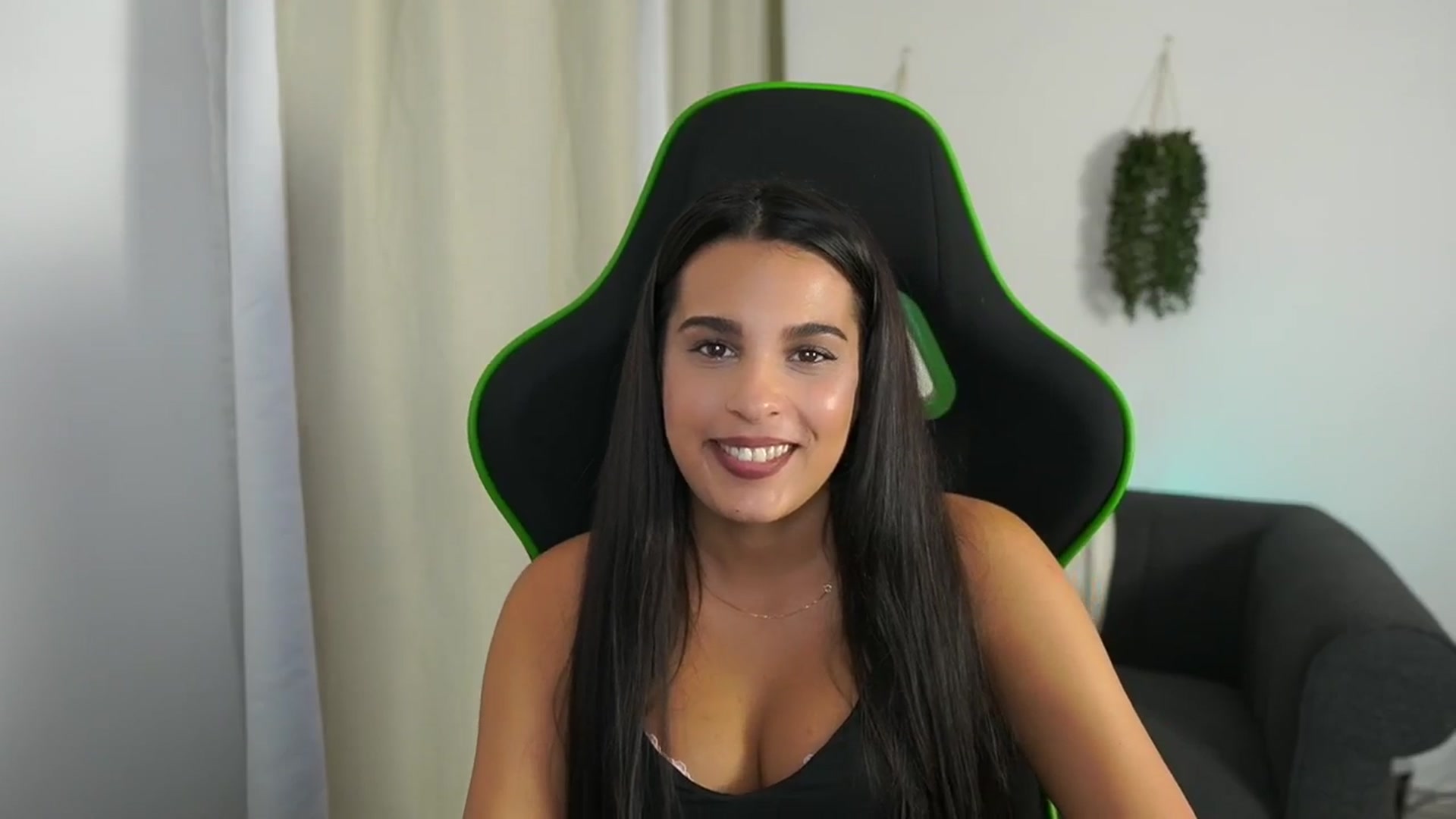 Gallery image thumbnail from Mila_denver's myfreecams stream on, 10/11/2024, 11:34 image 12 of 20