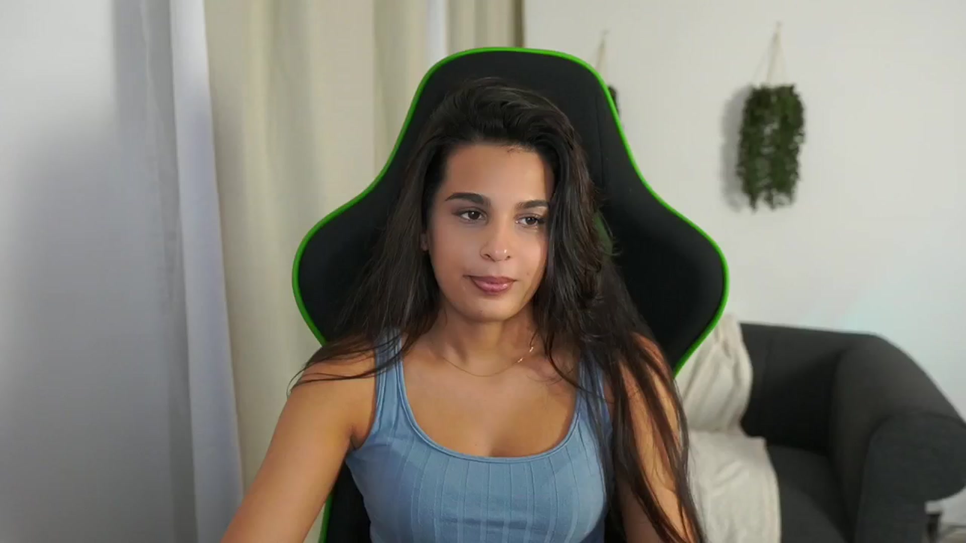 Gallery image thumbnail from Mila_denver's myfreecams stream on, 10/13/2024, 14:45 image 2 of 20