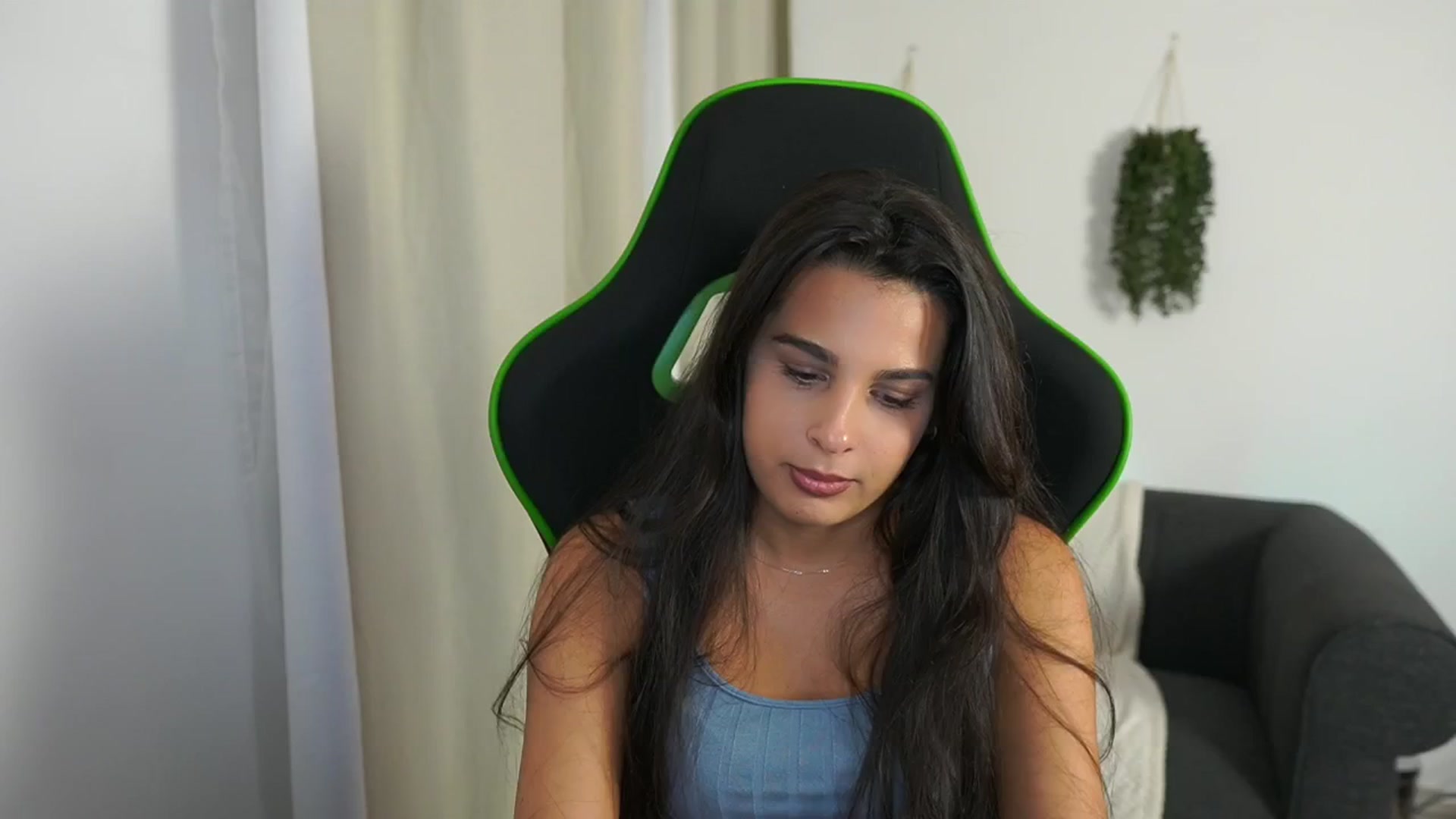 Gallery image thumbnail from Mila_denver's myfreecams stream on, 10/13/2024, 17:39 image 4 of 20