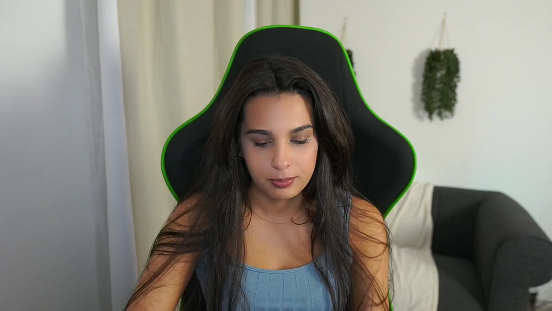 Gallery image thumbnail from Mila_denver's myfreecams stream on, 10/13/2024, 17:39 image 10 of 20