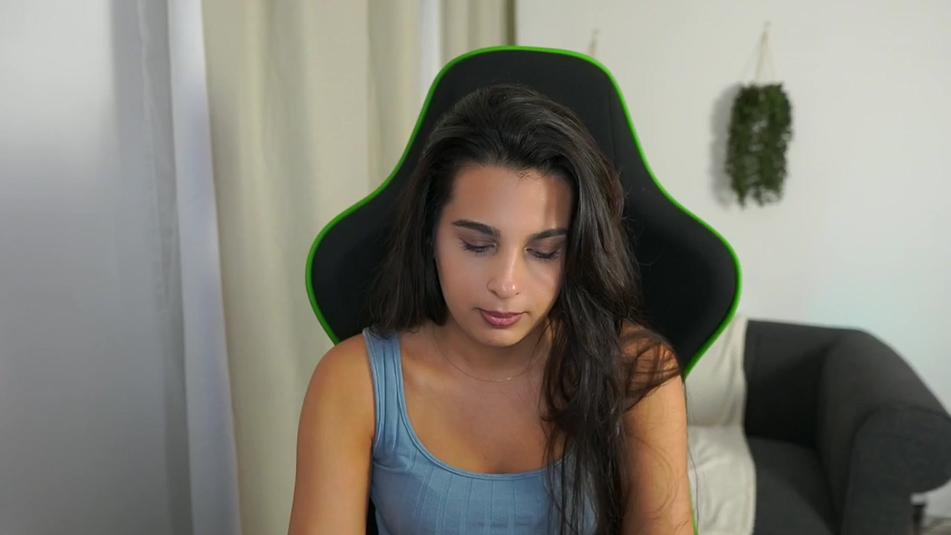 Gallery image thumbnail from Mila_denver's myfreecams stream on, 10/13/2024, 17:39 image 13 of 20