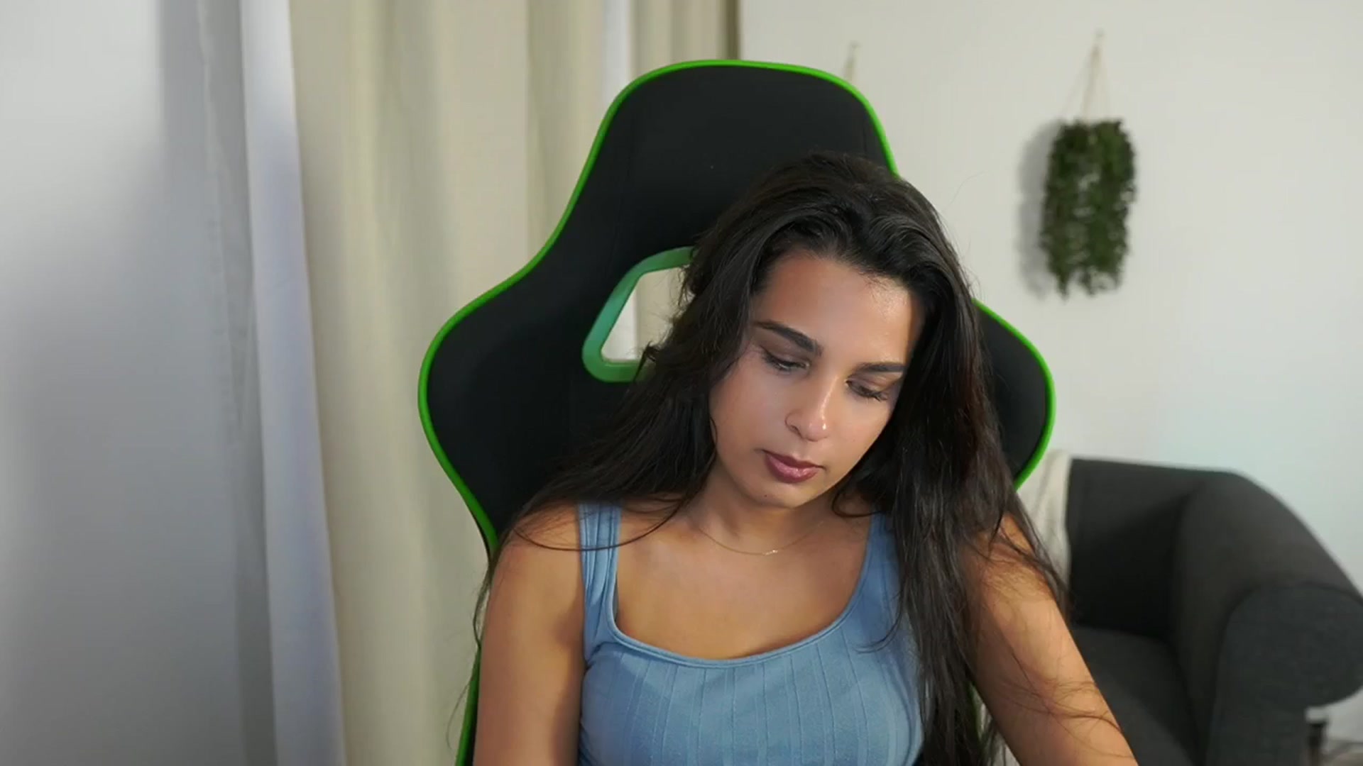 Gallery image thumbnail from Mila_denver's myfreecams stream on, 10/13/2024, 17:39 image 8 of 20