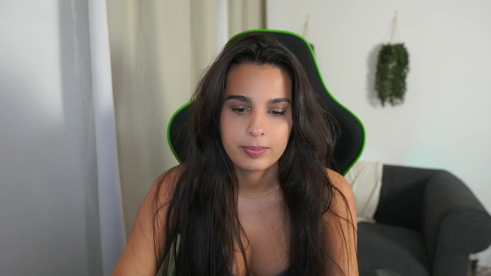 Gallery image thumbnail from Mila_denver's myfreecams stream on, 10/13/2024, 19:07 image 5 of 20