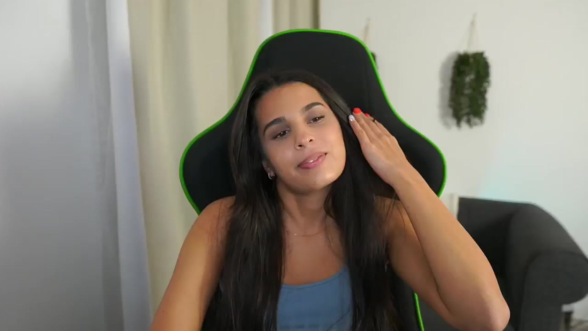 Gallery image thumbnail from Mila_denver's myfreecams stream on, 10/13/2024, 20:30 image 9 of 20