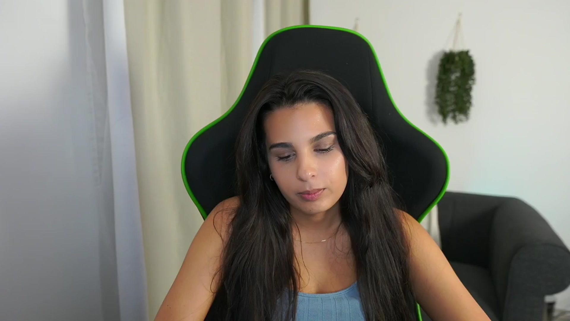 Gallery image thumbnail from Mila_denver's myfreecams stream on, 10/13/2024, 21:14 image 9 of 20