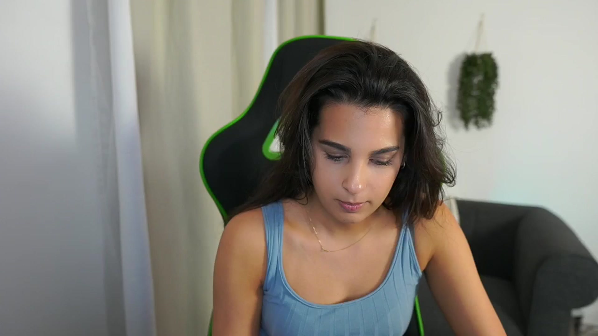 Gallery image thumbnail from Mila_denver's myfreecams stream on, 10/13/2024, 21:14 image 14 of 20