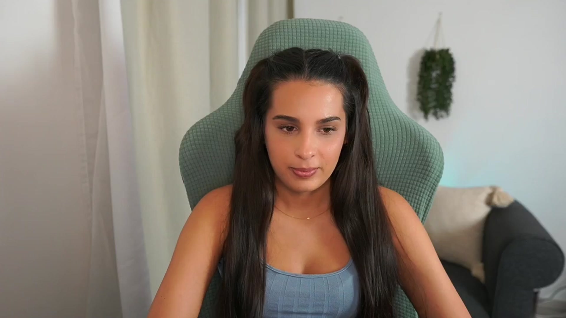 Gallery image thumbnail from Mila_denver's myfreecams stream on, 10/15/2024, 15:40 image 20 of 20