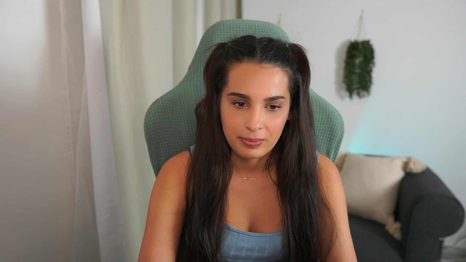 Gallery image thumbnail from Mila_denver's myfreecams stream on, 10/15/2024, 15:40 image 19 of 20