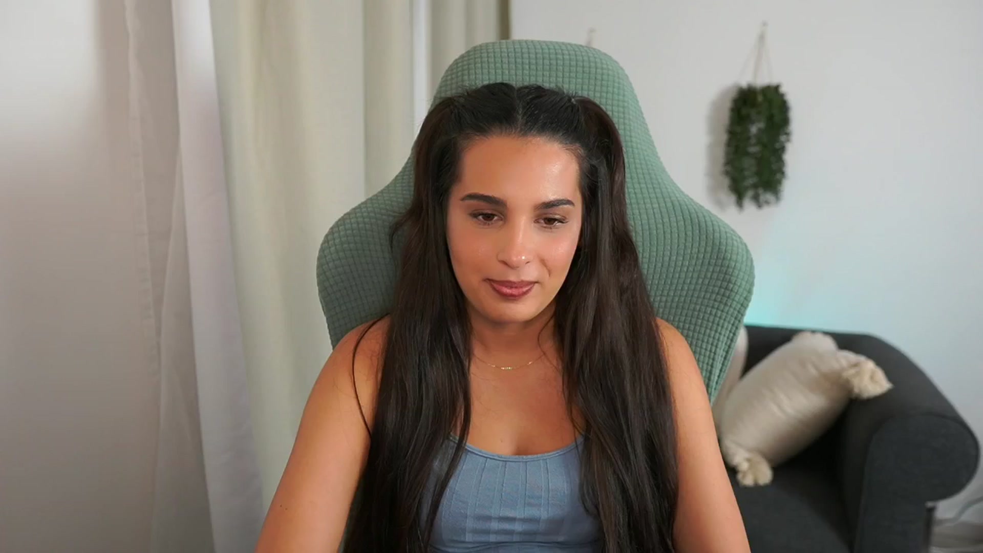 Gallery image thumbnail from Mila_denver's myfreecams stream on, 10/15/2024, 15:40 image 5 of 20