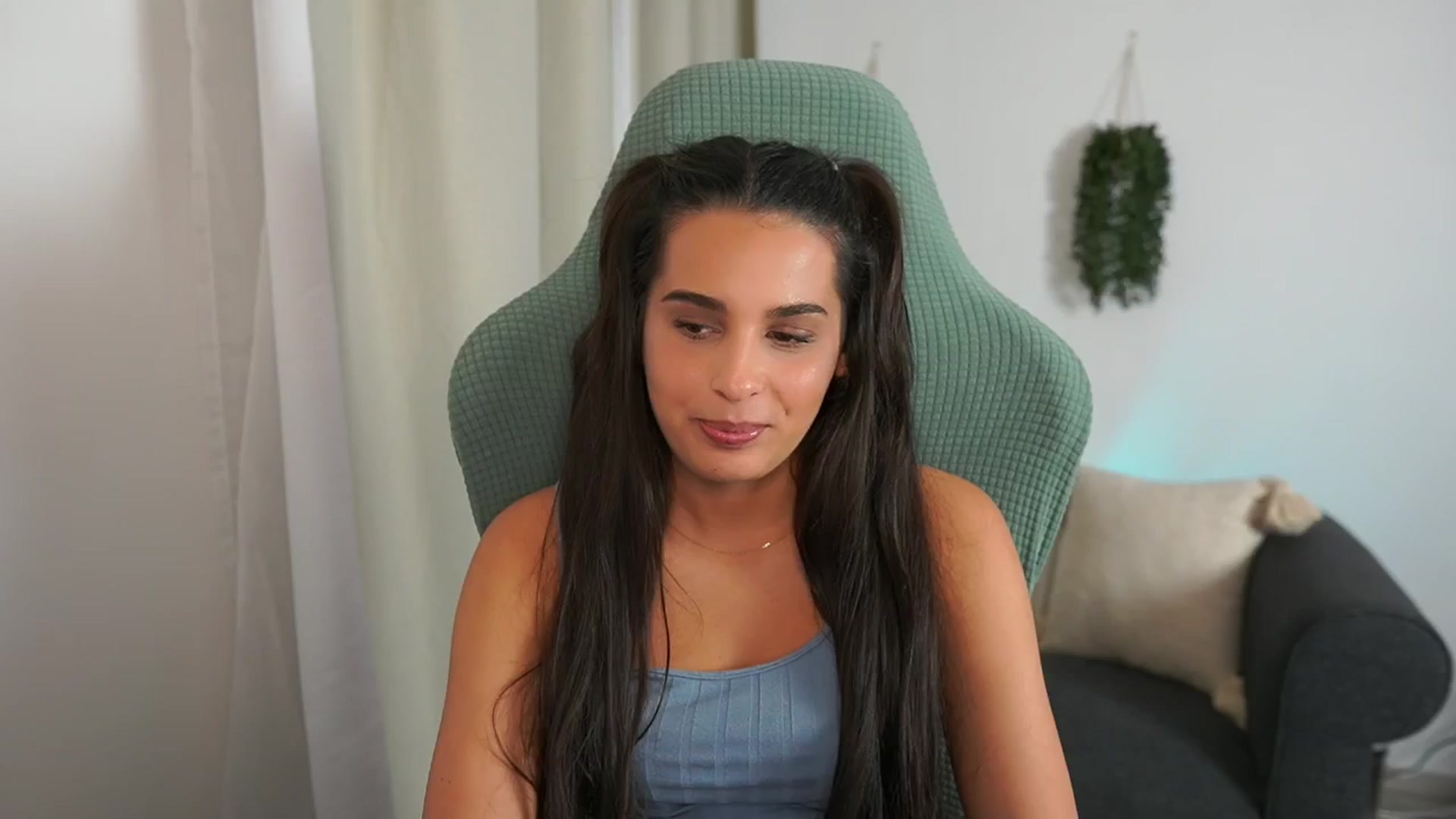 Gallery image thumbnail from Mila_denver's myfreecams stream on, 10/15/2024, 16:30 image 5 of 20