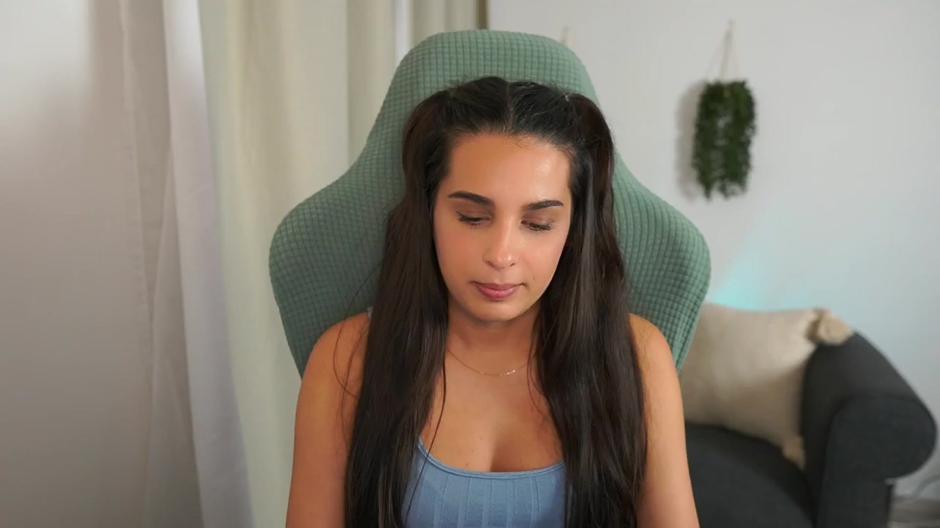 Gallery image thumbnail from Mila_denver's myfreecams stream on, 10/15/2024, 17:26 image 7 of 20