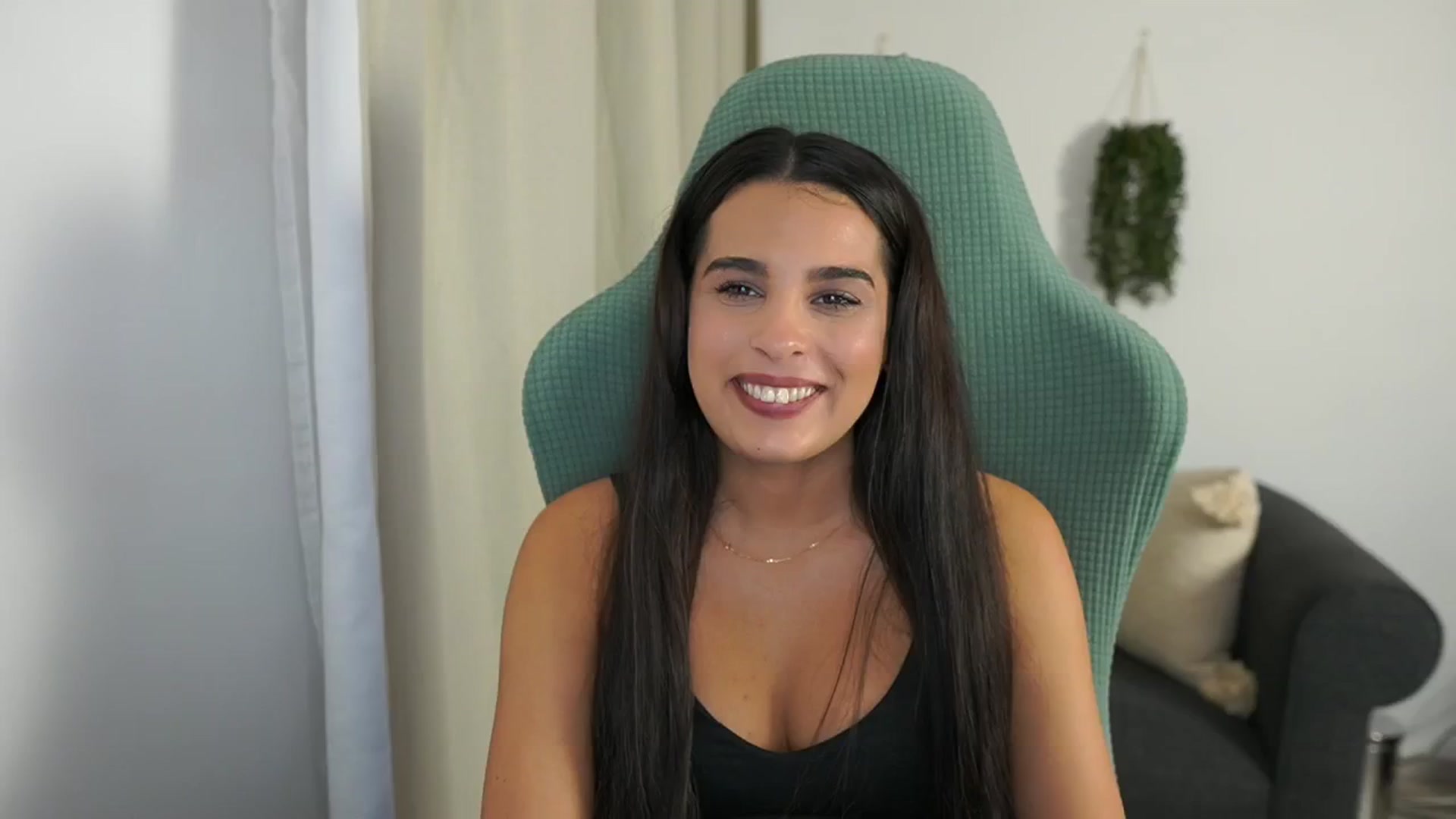 Gallery image thumbnail from Mila_denver's myfreecams stream on, 10/16/2024, 15:46 image 4 of 20