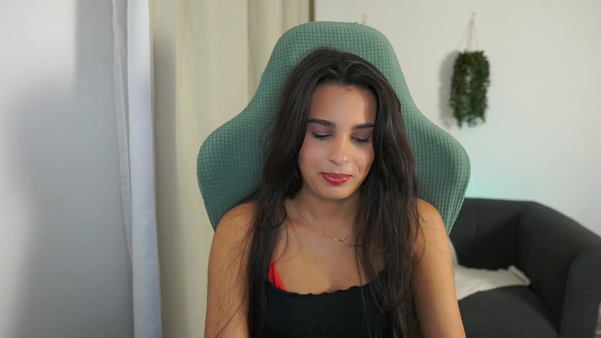 Gallery image thumbnail from Mila_denver's myfreecams stream on, 10/17/2024, 13:52 image 15 of 20