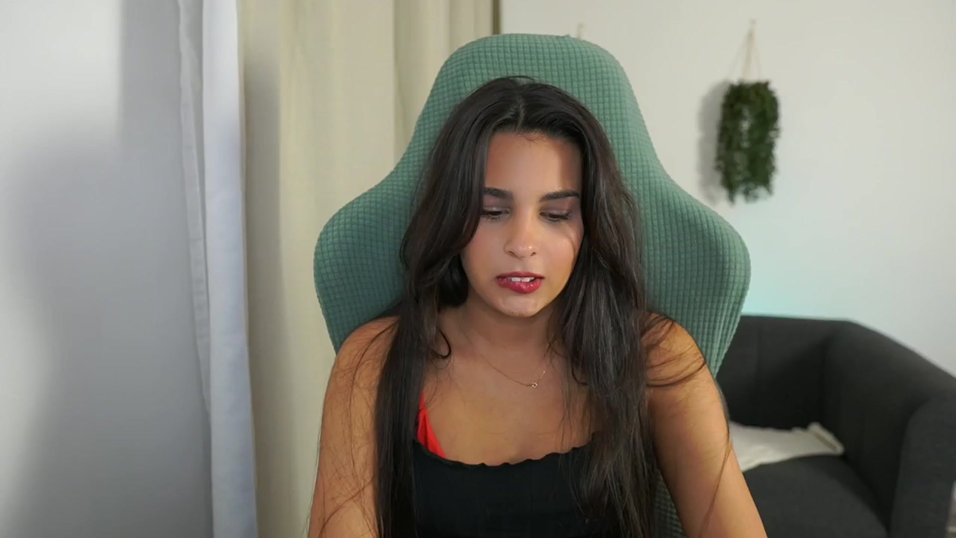Gallery image thumbnail from Mila_denver's myfreecams stream on, 10/17/2024, 13:52 image 11 of 20