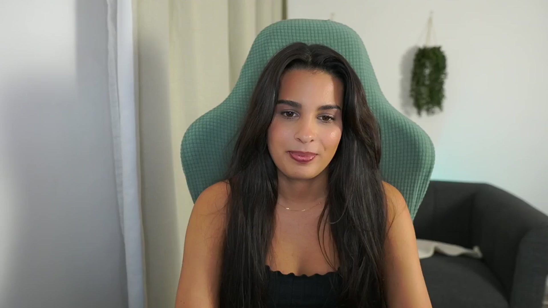 Gallery image thumbnail from Mila_denver's myfreecams stream on, 10/17/2024, 16:13 image 8 of 20