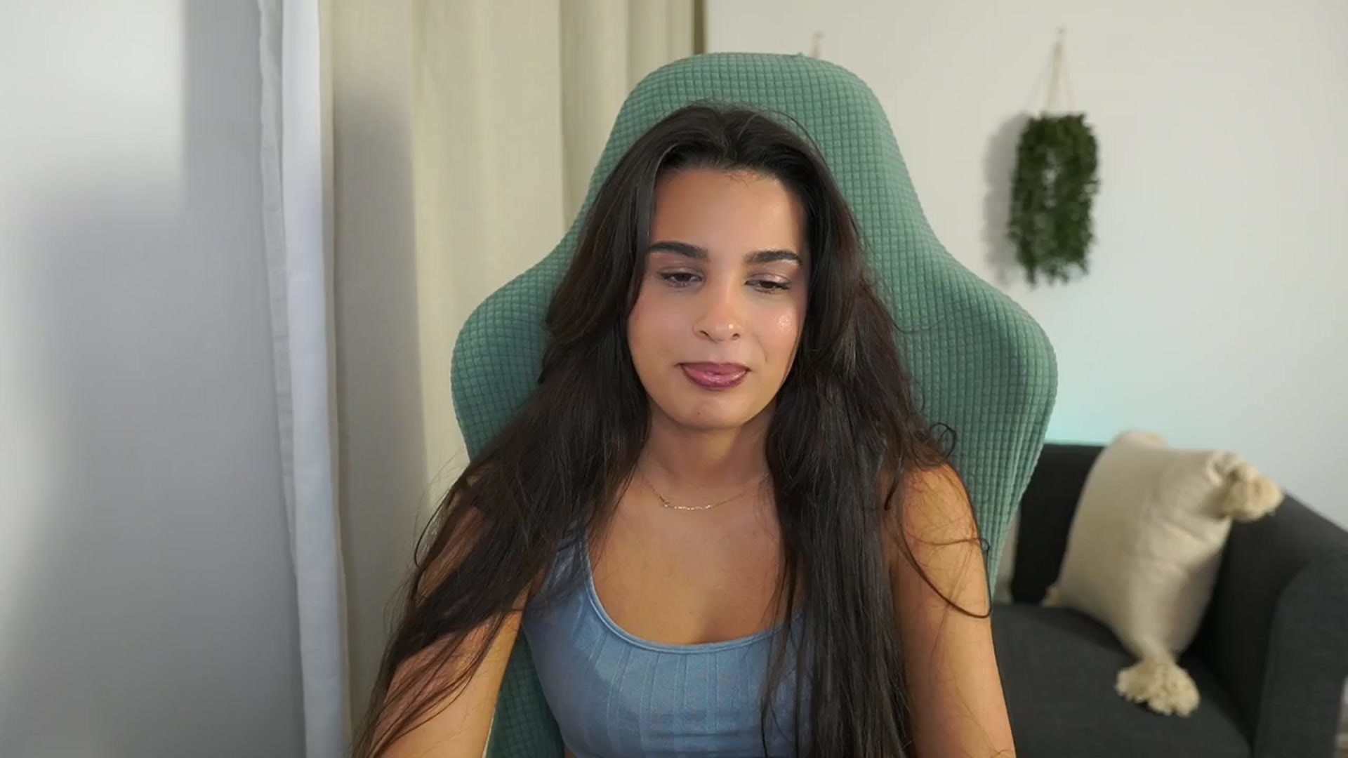 Gallery image thumbnail from Mila_denver's myfreecams stream on, 10/18/2024, 10:20 image 19 of 20