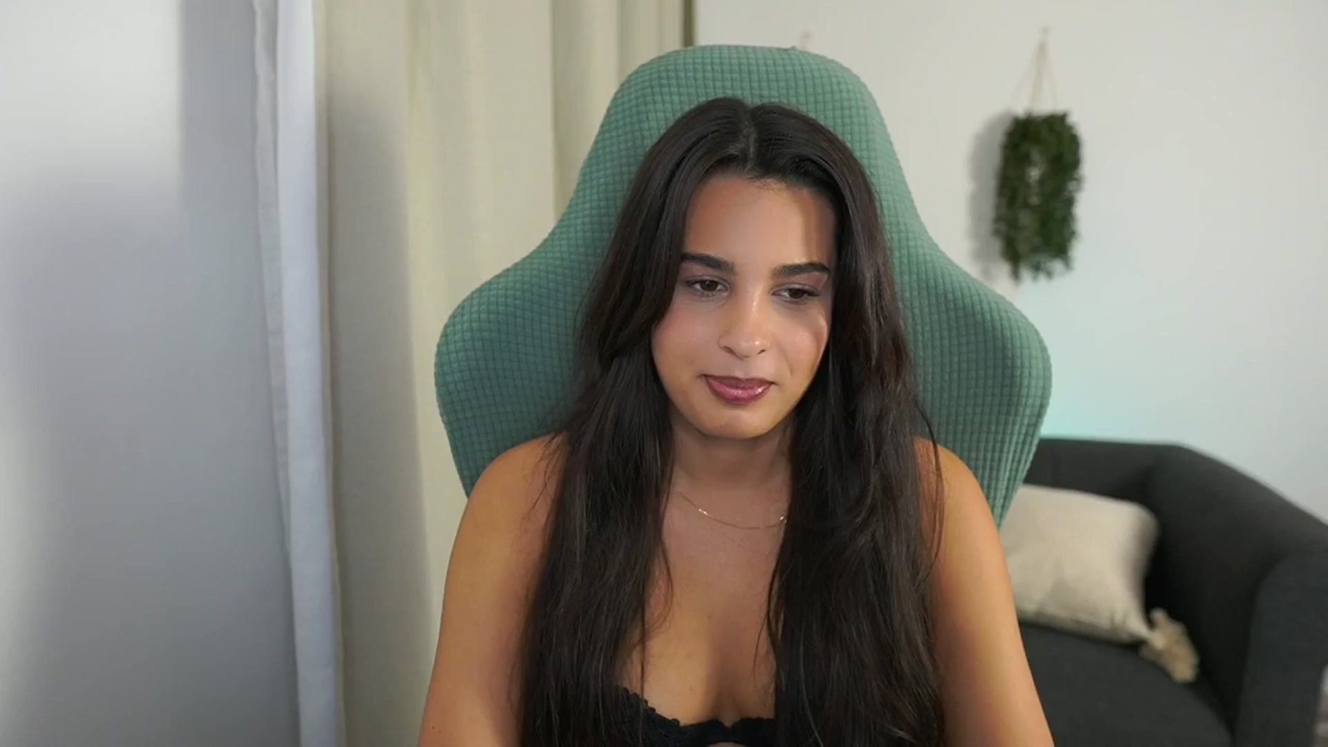 Gallery image thumbnail from Mila_denver's myfreecams stream on, 10/18/2024, 10:20 image 1 of 20