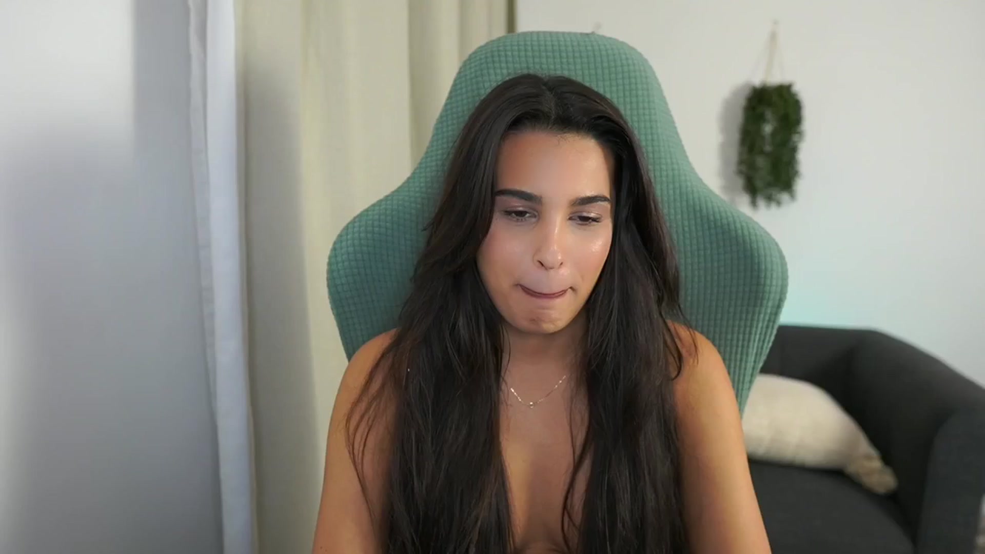 Gallery image thumbnail from Mila_denver's myfreecams stream on, 10/18/2024, 11:45 image 15 of 20