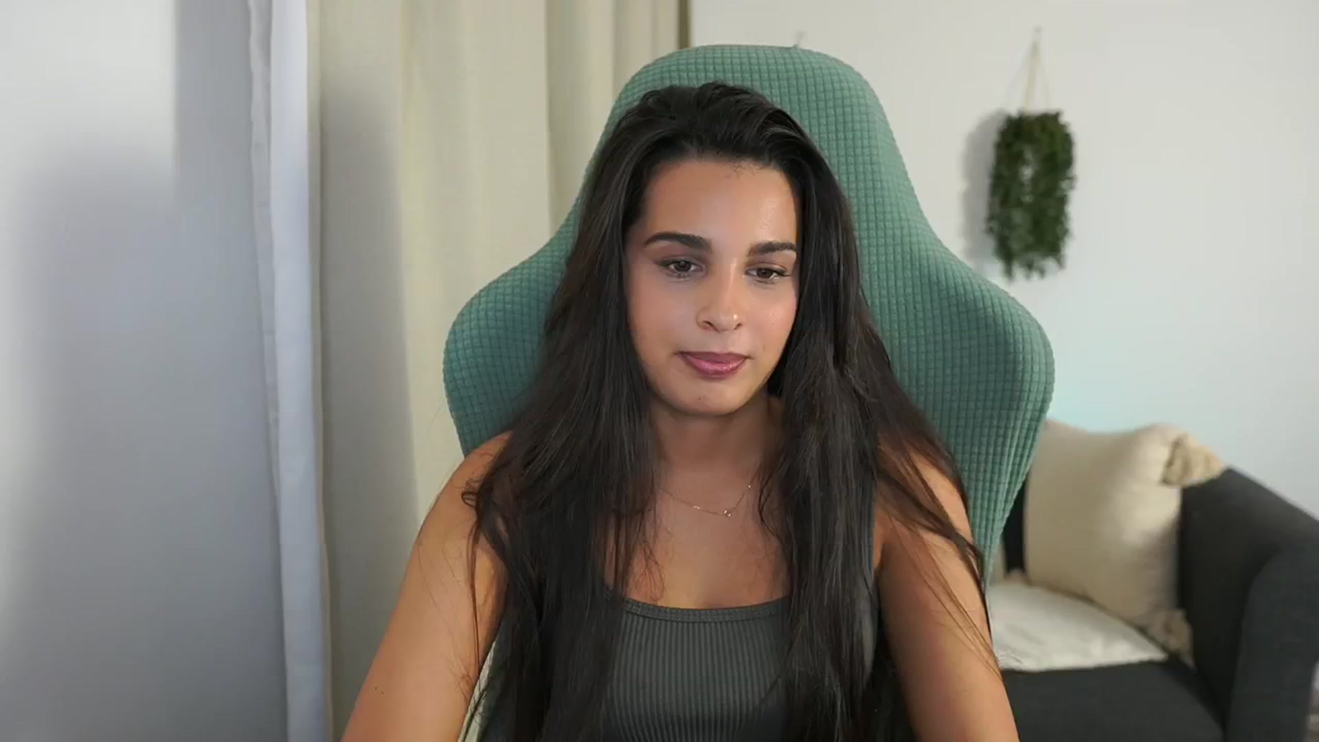 Gallery image thumbnail from Mila_denver's myfreecams stream on, 10/20/2024, 14:30 image 8 of 20