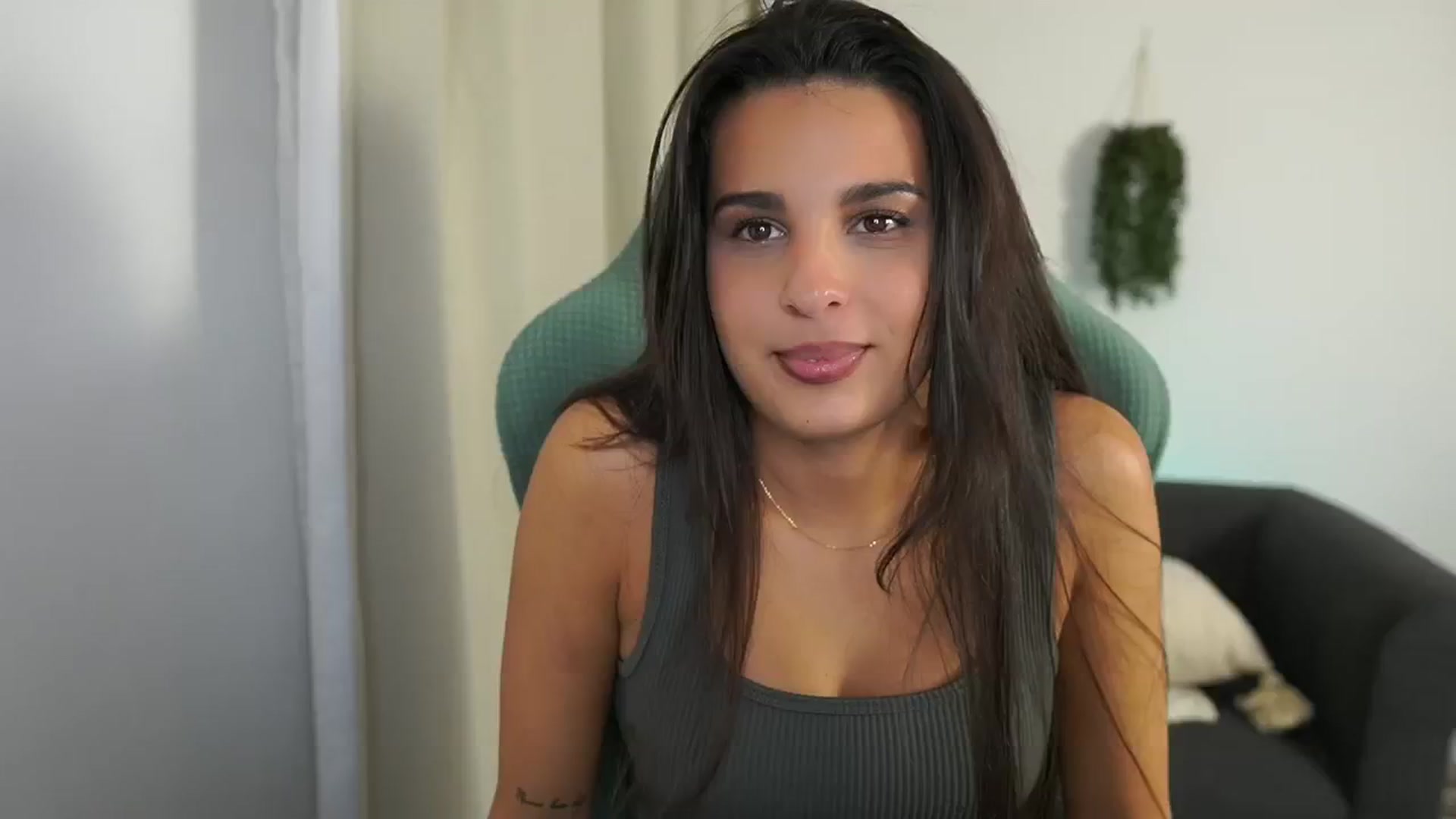 Gallery image thumbnail from Mila_denver's myfreecams stream on, 10/20/2024, 15:41 image 19 of 20