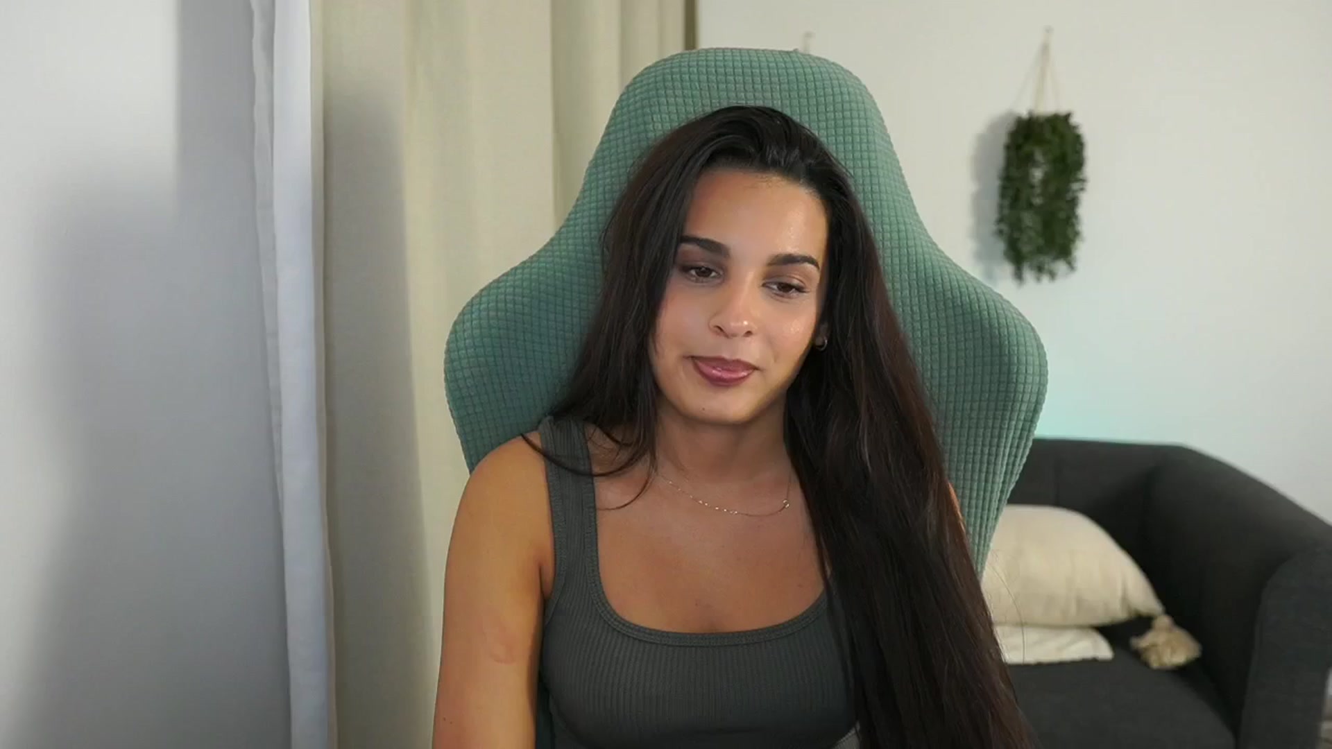 Gallery image thumbnail from Mila_denver's myfreecams stream on, 10/20/2024, 15:41 image 9 of 20
