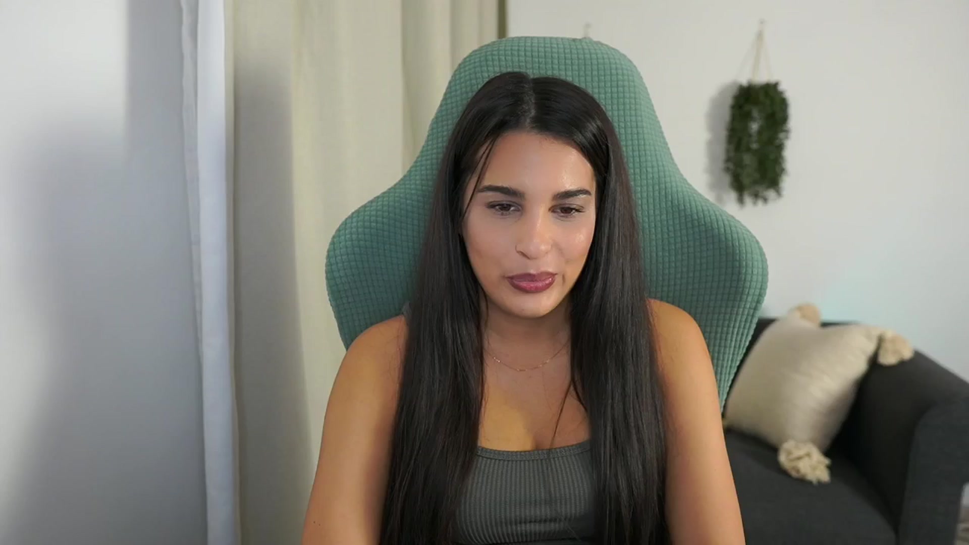 Gallery image thumbnail from Mila_denver's myfreecams stream on, 10/21/2024, 09:20 image 12 of 20