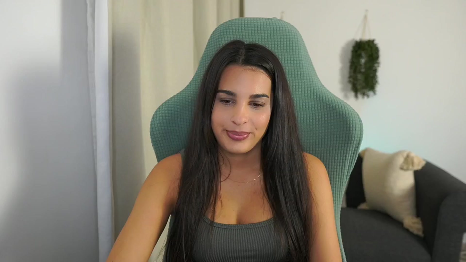 Gallery image thumbnail from Mila_denver's myfreecams stream on, 10/21/2024, 10:30 image 2 of 20