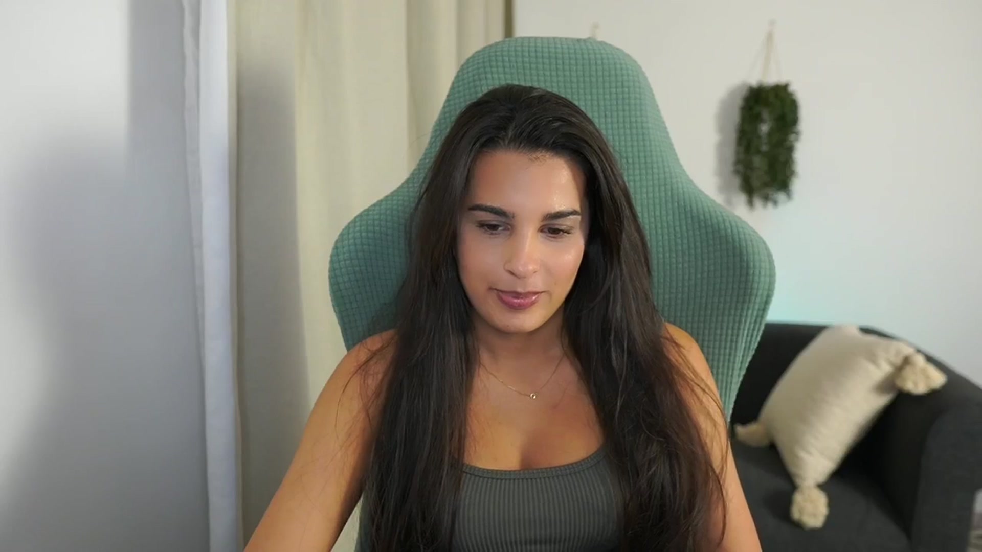 Gallery image thumbnail from Mila_denver's myfreecams stream on, 10/21/2024, 11:54 image 10 of 20
