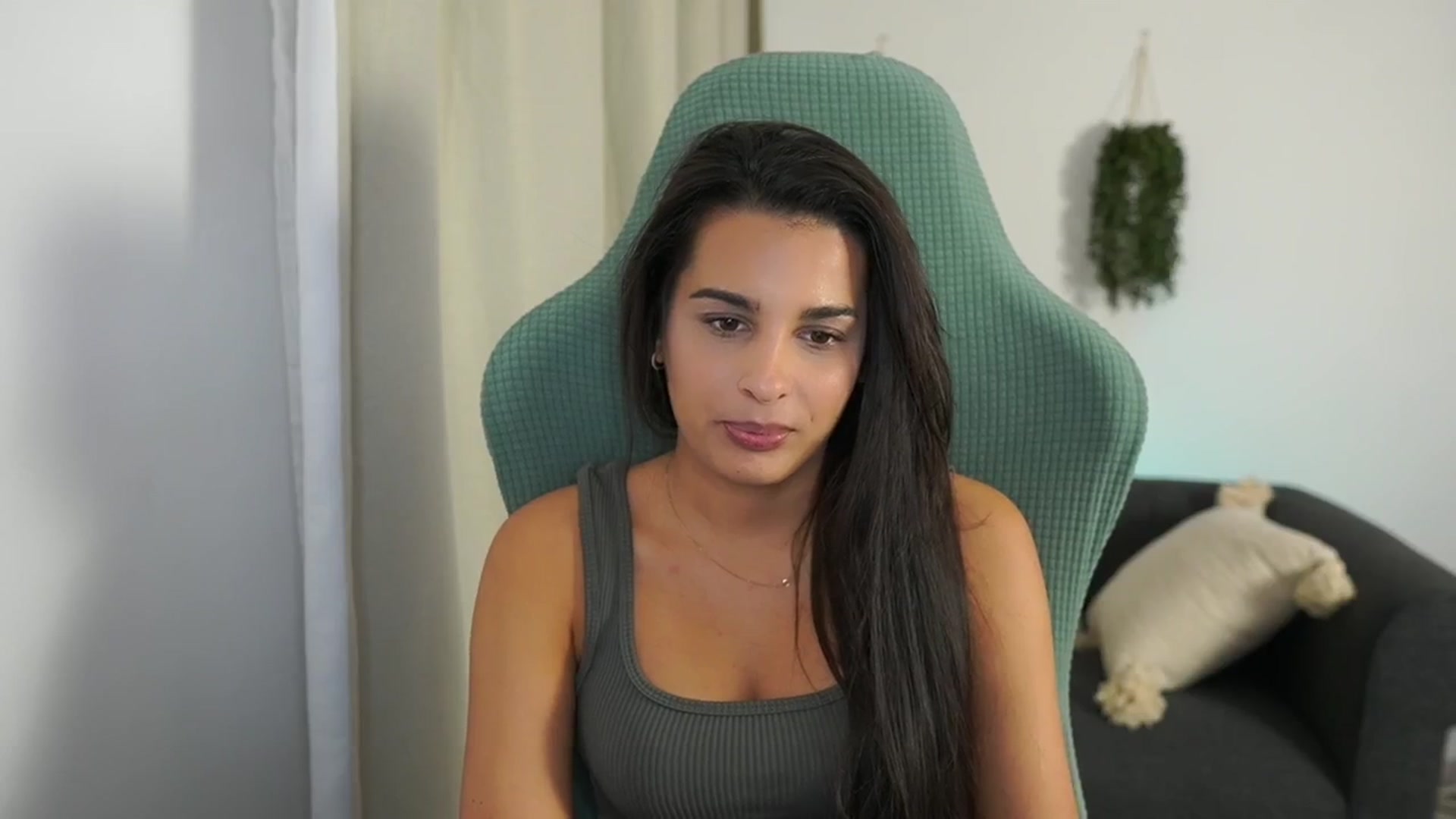 Gallery image thumbnail from Mila_denver's myfreecams stream on, 10/21/2024, 11:54 image 17 of 20