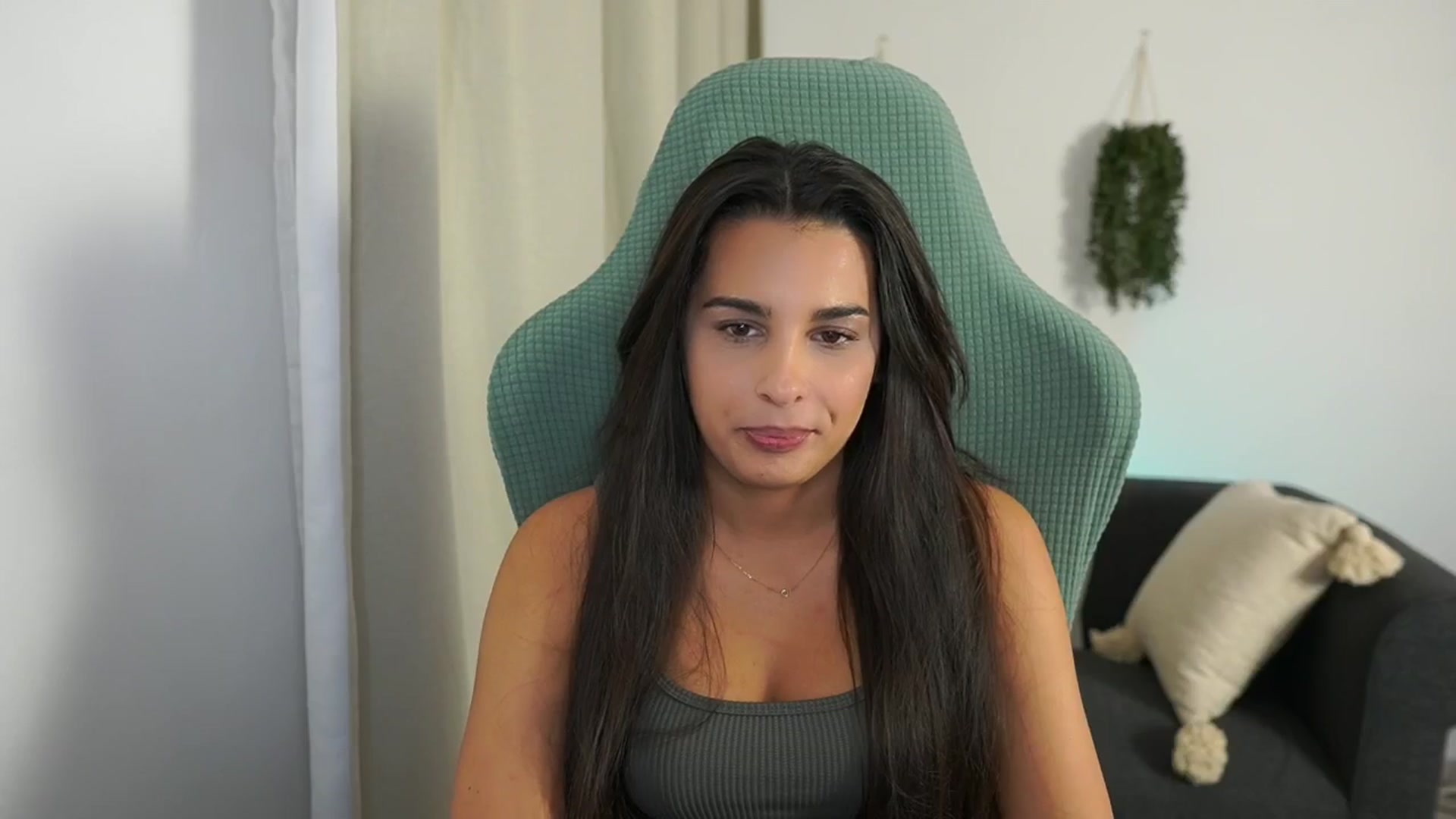 Gallery image thumbnail from Mila_denver's myfreecams stream on, 10/21/2024, 11:54 image 6 of 20