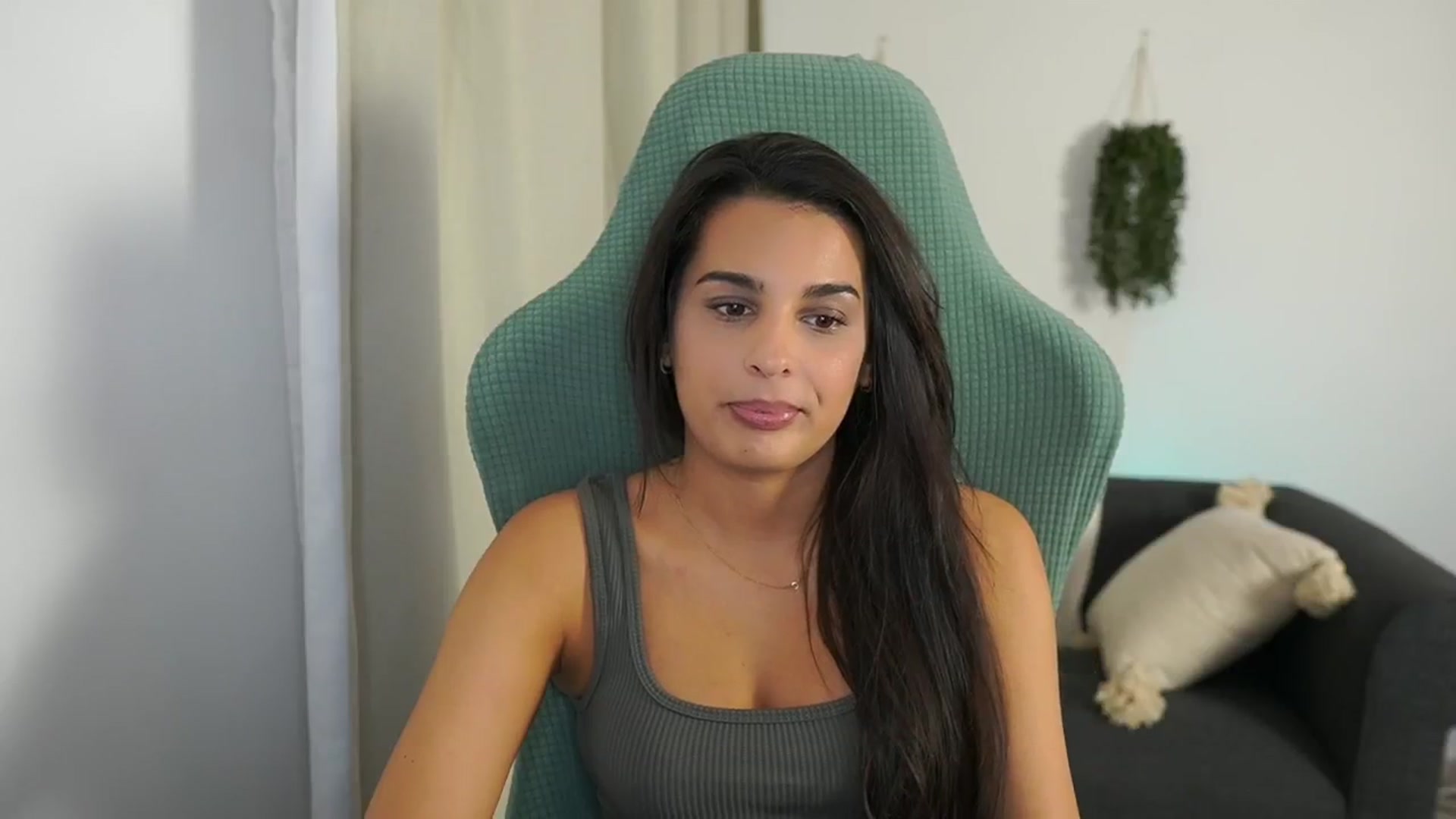 Gallery image thumbnail from Mila_denver's myfreecams stream on, 10/21/2024, 11:54 image 19 of 20