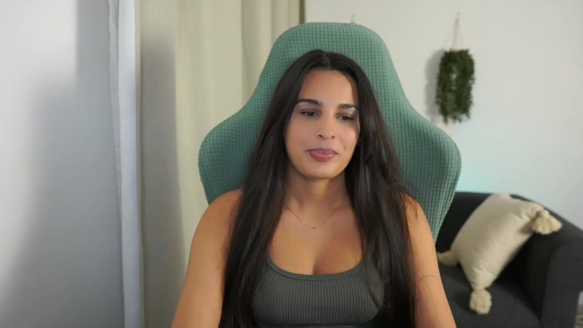 Gallery image thumbnail from Mila_denver's myfreecams stream on, 10/21/2024, 11:54 image 1 of 20