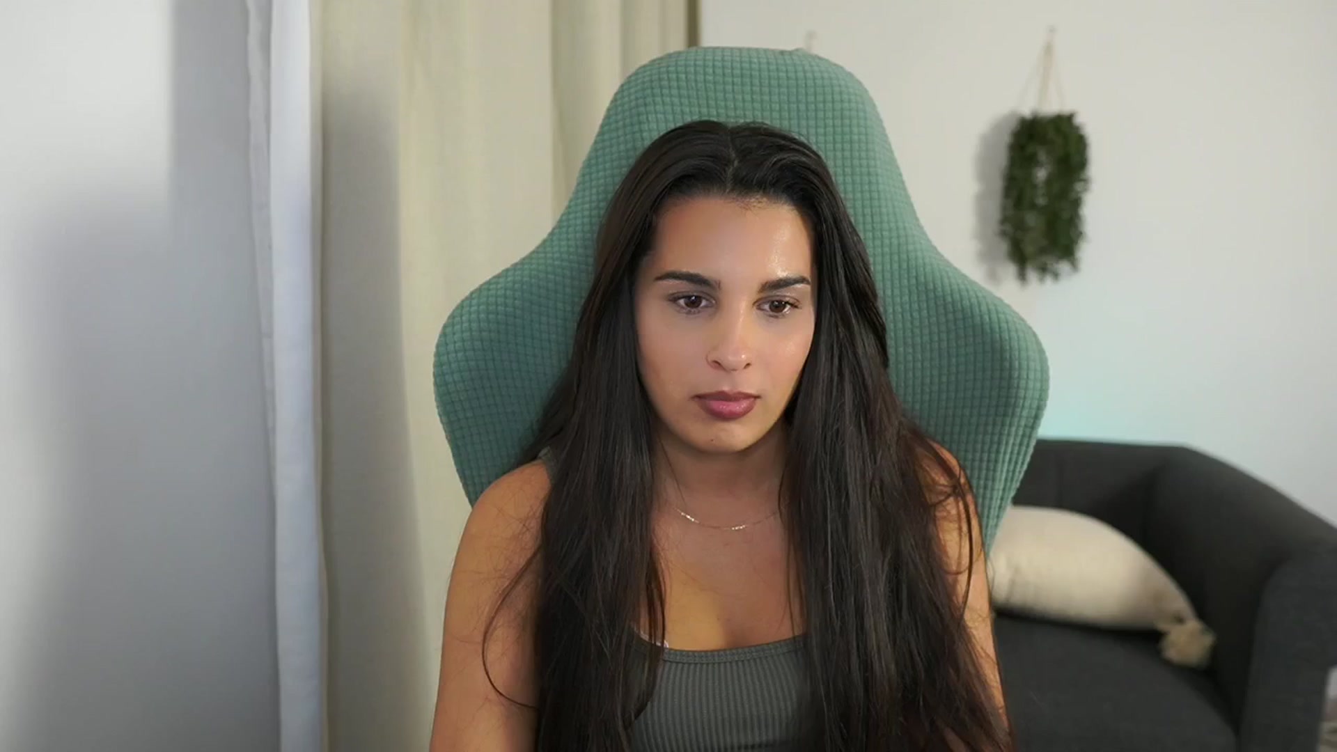 Gallery image thumbnail from Mila_denver's myfreecams stream on, 10/21/2024, 16:16 image 12 of 20
