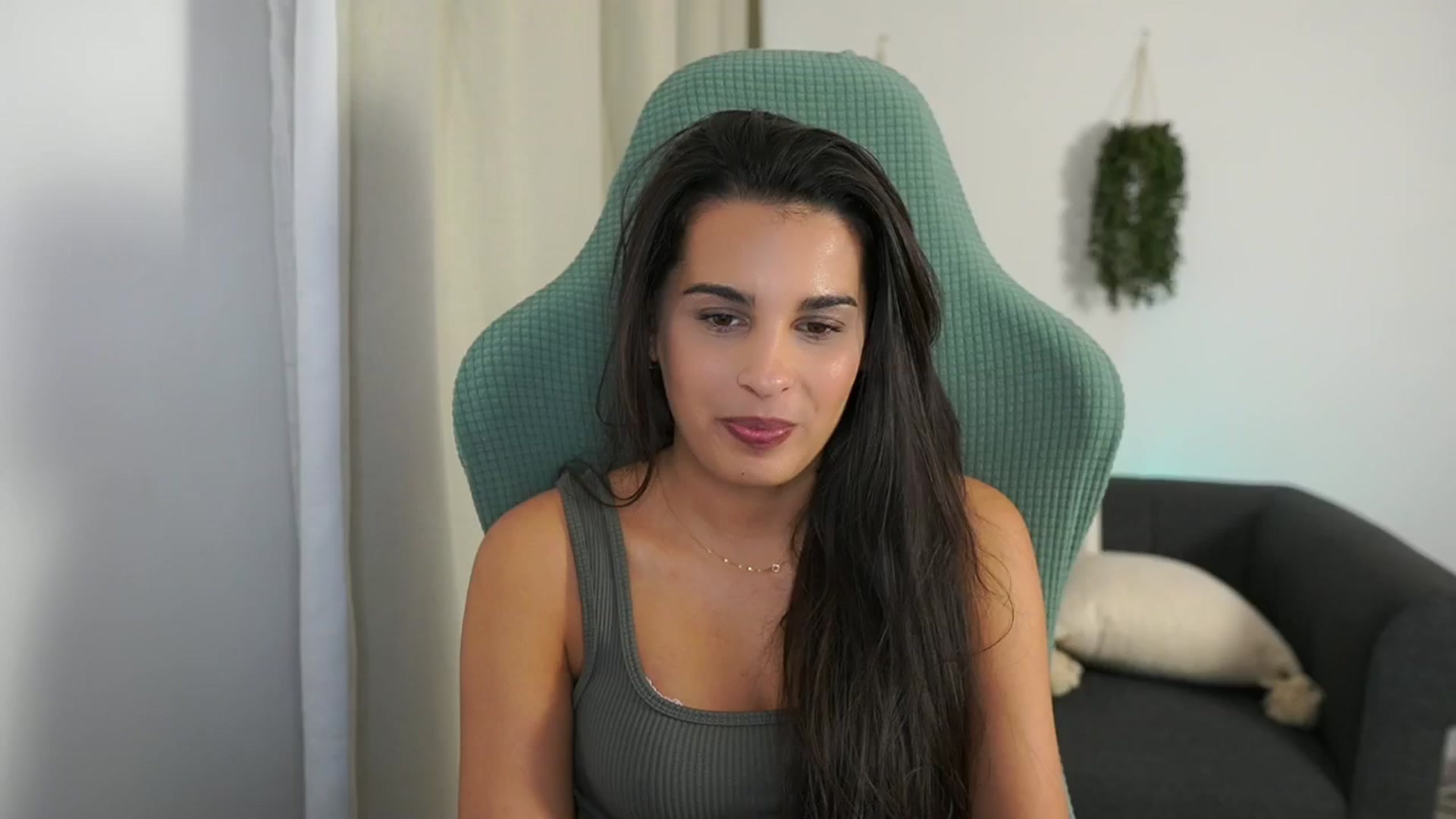 Gallery image thumbnail from Mila_denver's myfreecams stream on, 10/21/2024, 16:16 image 6 of 20