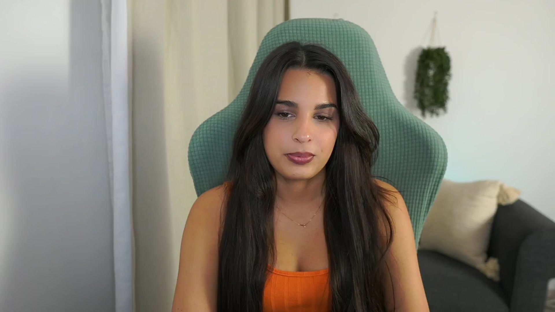 Gallery image thumbnail from Mila_denver's myfreecams stream on, 10/22/2024, 14:09 image 1 of 20