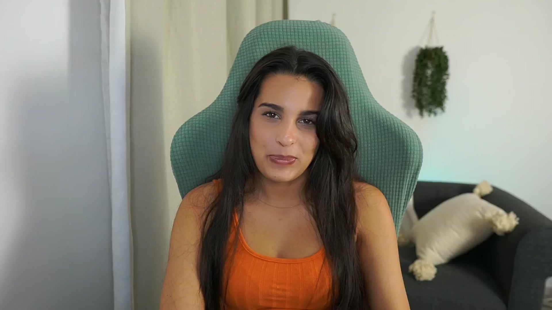 Gallery image thumbnail from Mila_denver's myfreecams stream on, 10/22/2024, 15:16 image 6 of 20