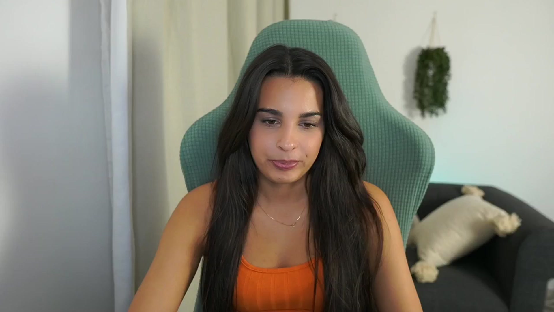 Gallery image thumbnail from Mila_denver's myfreecams stream on, 10/22/2024, 15:16 image 14 of 20