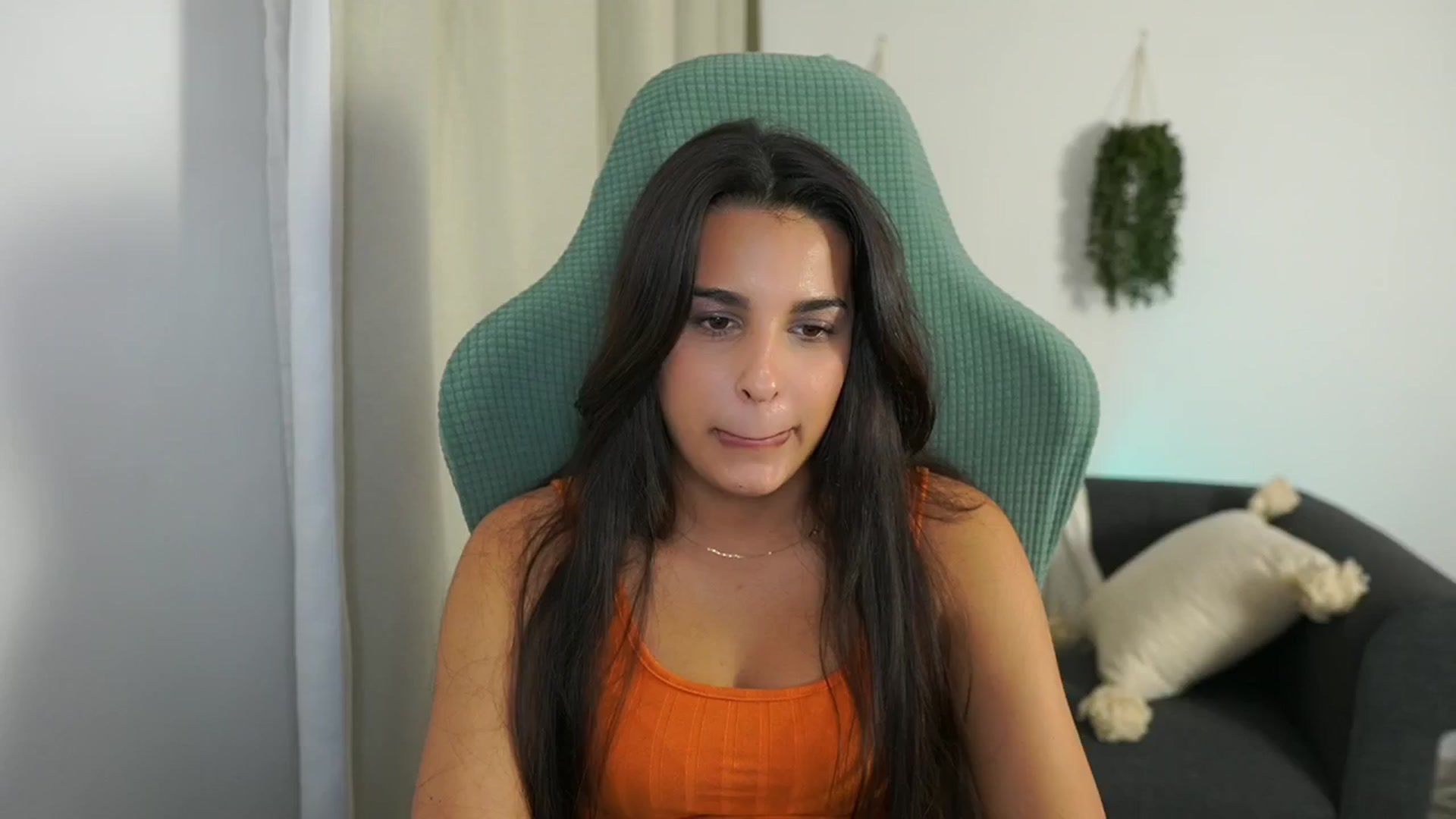 Gallery image thumbnail from Mila_denver's myfreecams stream on, 10/22/2024, 15:16 image 5 of 20