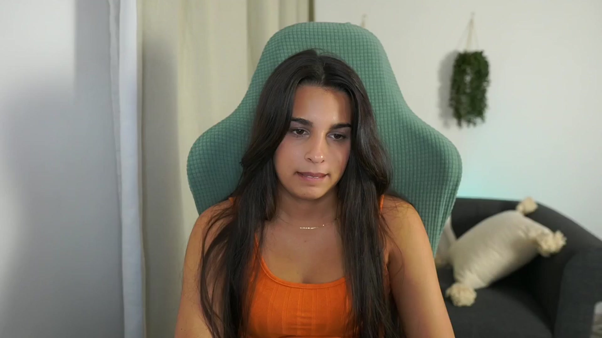 Gallery image thumbnail from Mila_denver's myfreecams stream on, 10/22/2024, 15:16 image 4 of 20