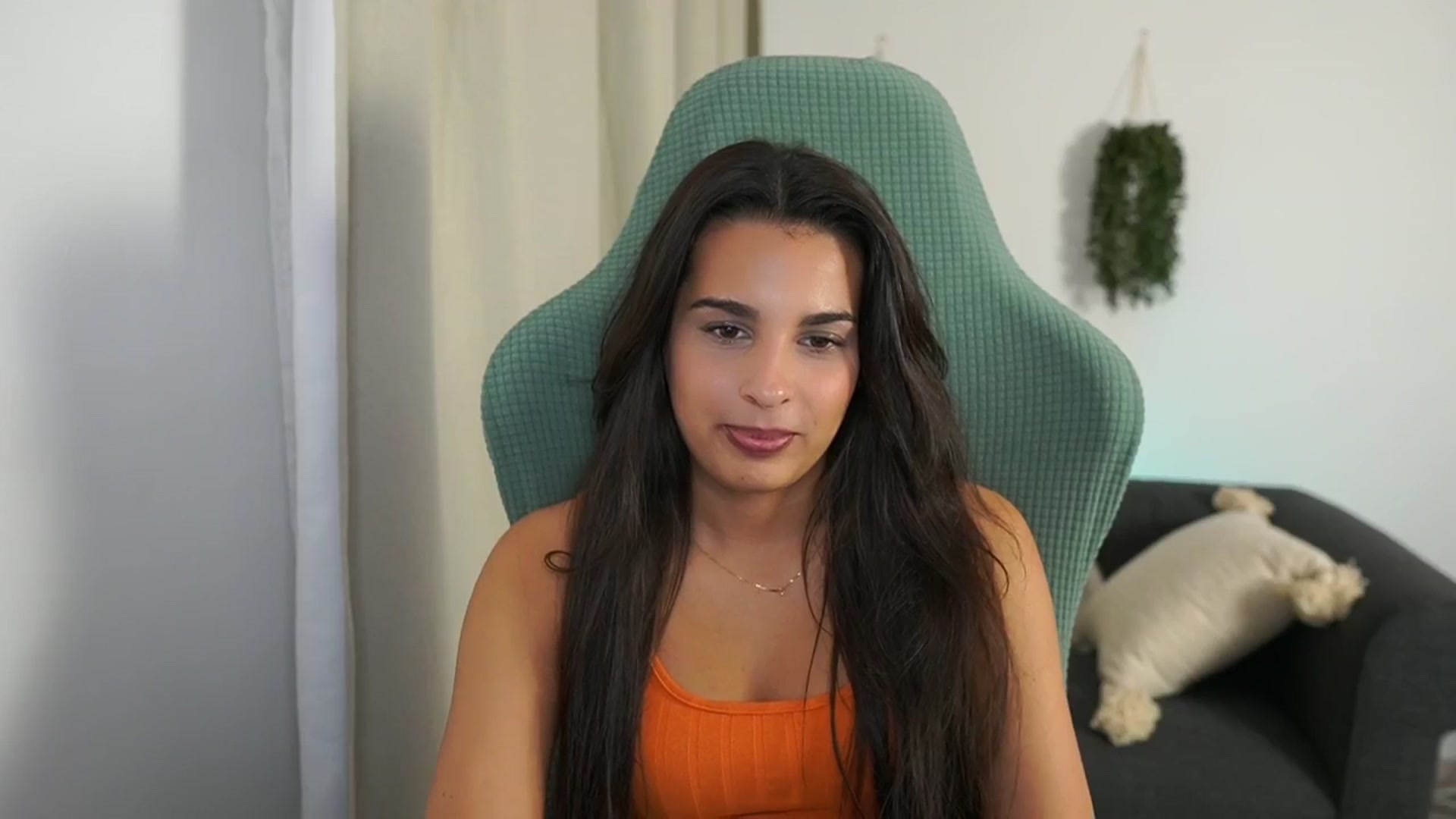 Gallery image thumbnail from Mila_denver's myfreecams stream on, 10/22/2024, 17:23 image 8 of 20