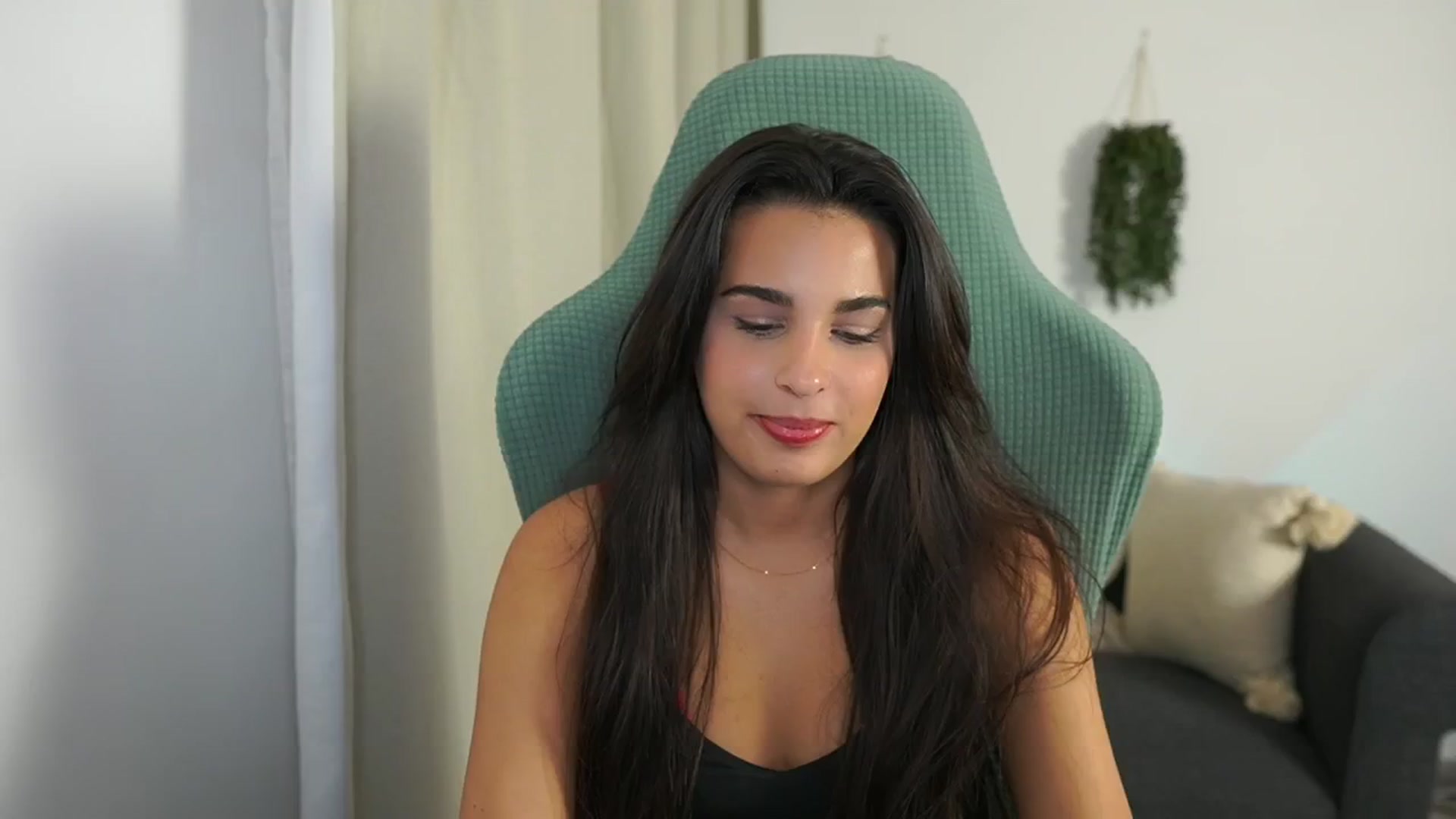 Gallery image thumbnail from Mila_denver's myfreecams stream on, 10/23/2024, 15:03 image 4 of 20