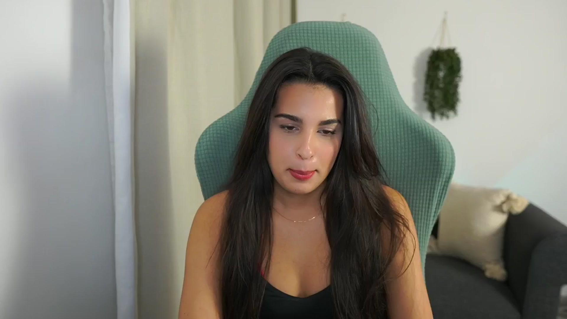 Gallery image thumbnail from Mila_denver's myfreecams stream on, 10/23/2024, 15:03 image 3 of 20