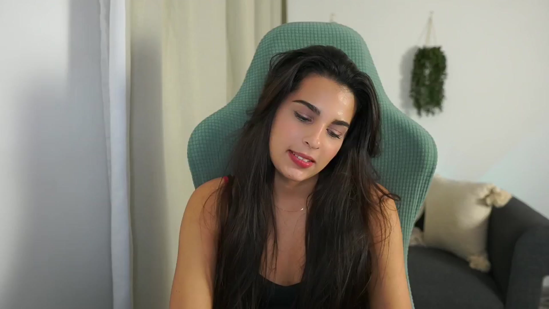 Gallery image thumbnail from Mila_denver's myfreecams stream on, 10/23/2024, 15:03 image 9 of 20
