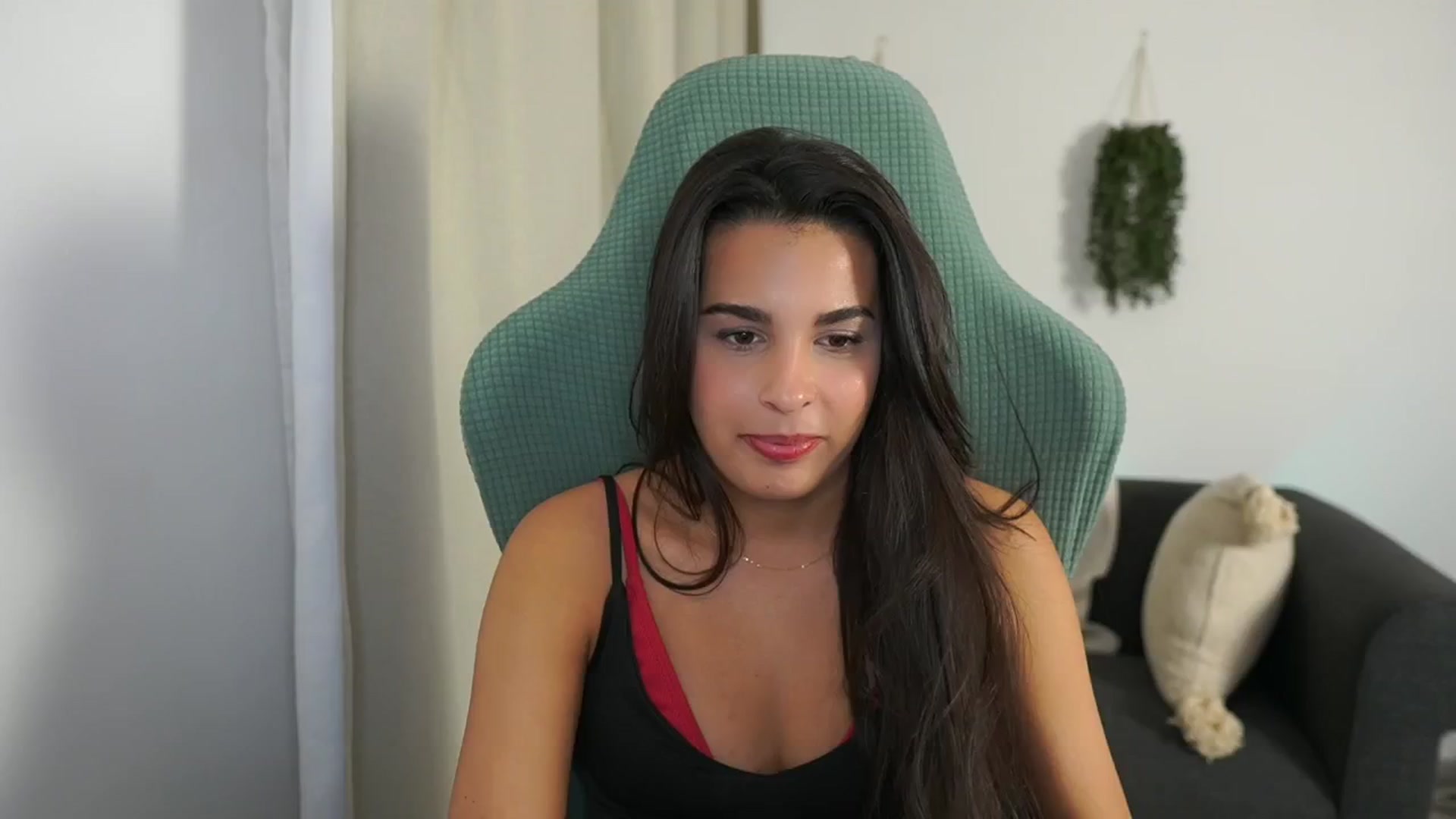 Gallery image thumbnail from Mila_denver's myfreecams stream on, 10/23/2024, 15:17 image 9 of 20