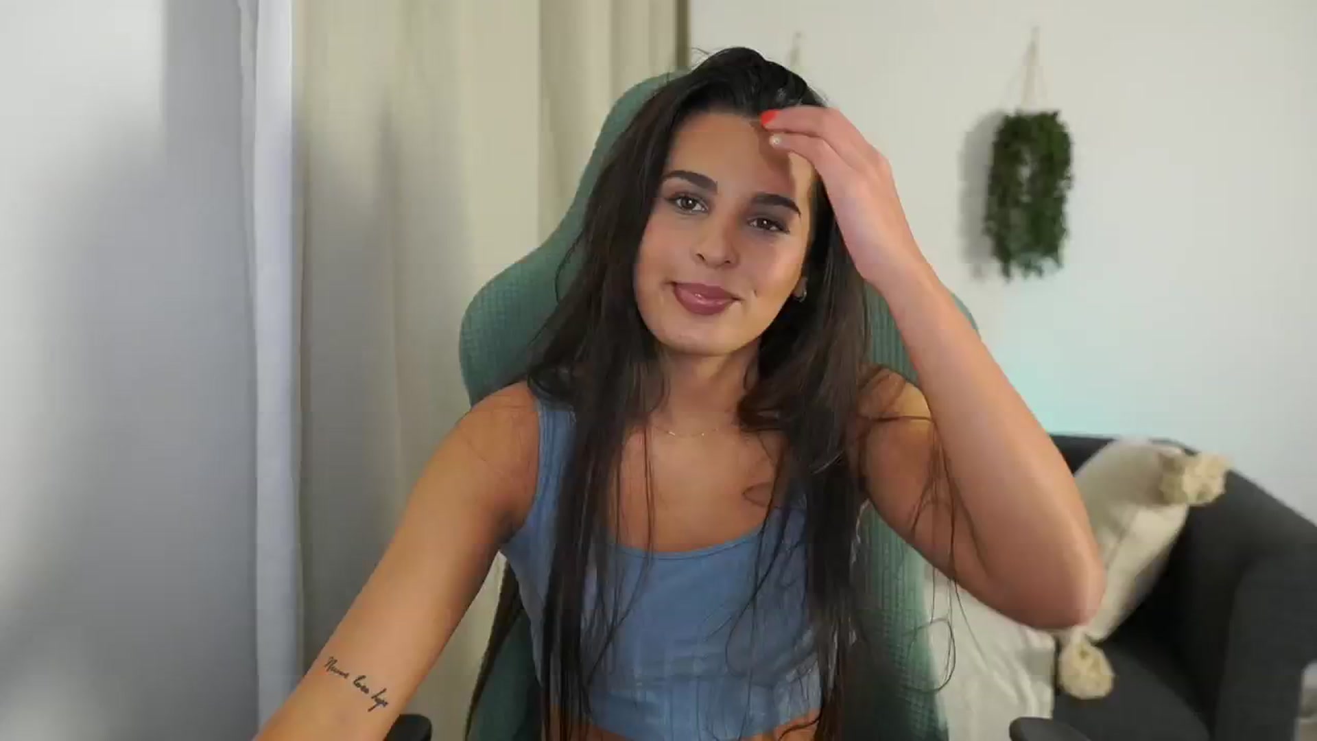 Gallery image thumbnail from Mila_denver's myfreecams stream on, 10/25/2024, 10:02 image 15 of 20