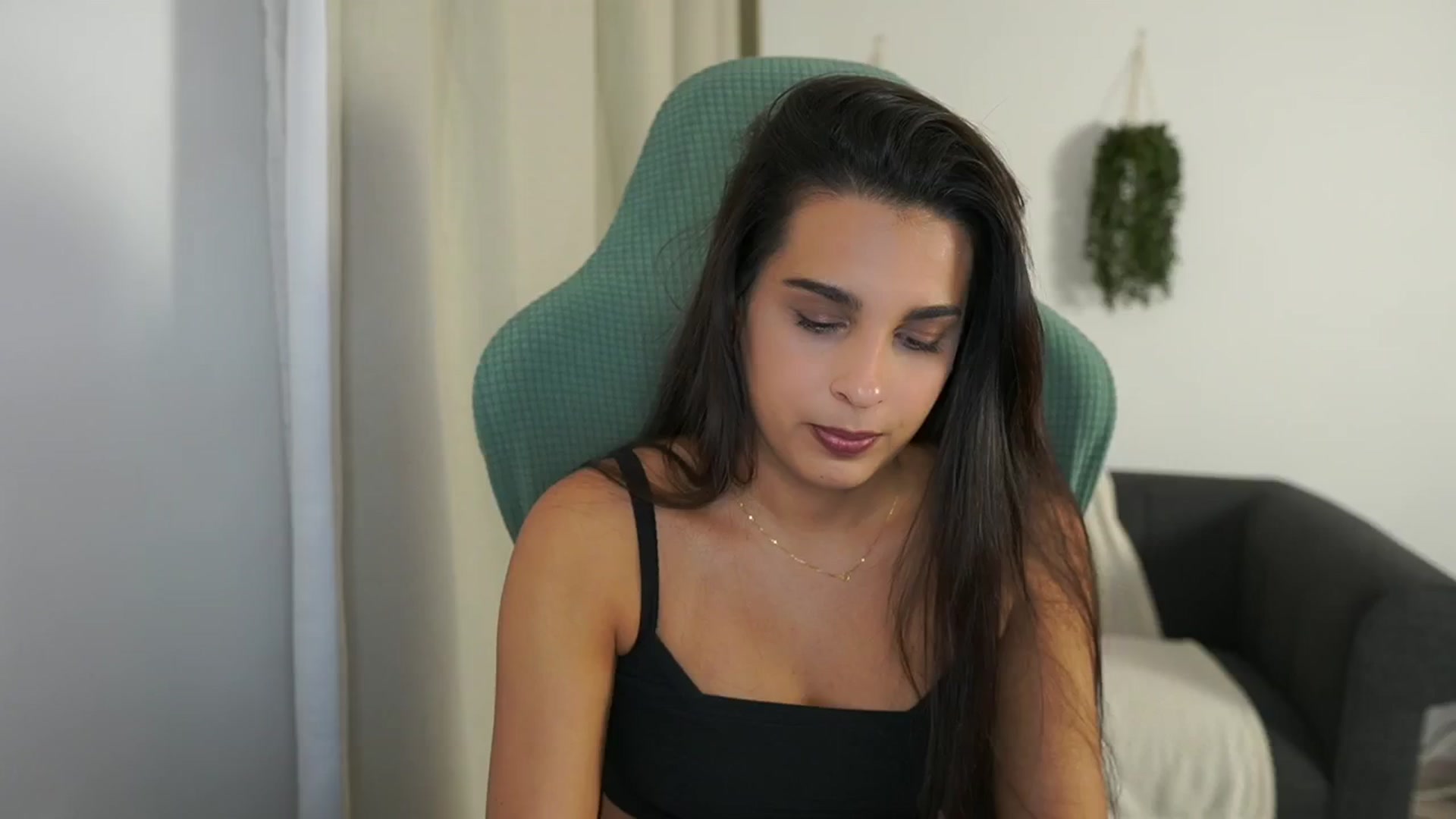 Gallery image thumbnail from Mila_denver's myfreecams stream on, 10/28/2024, 14:38 image 4 of 20